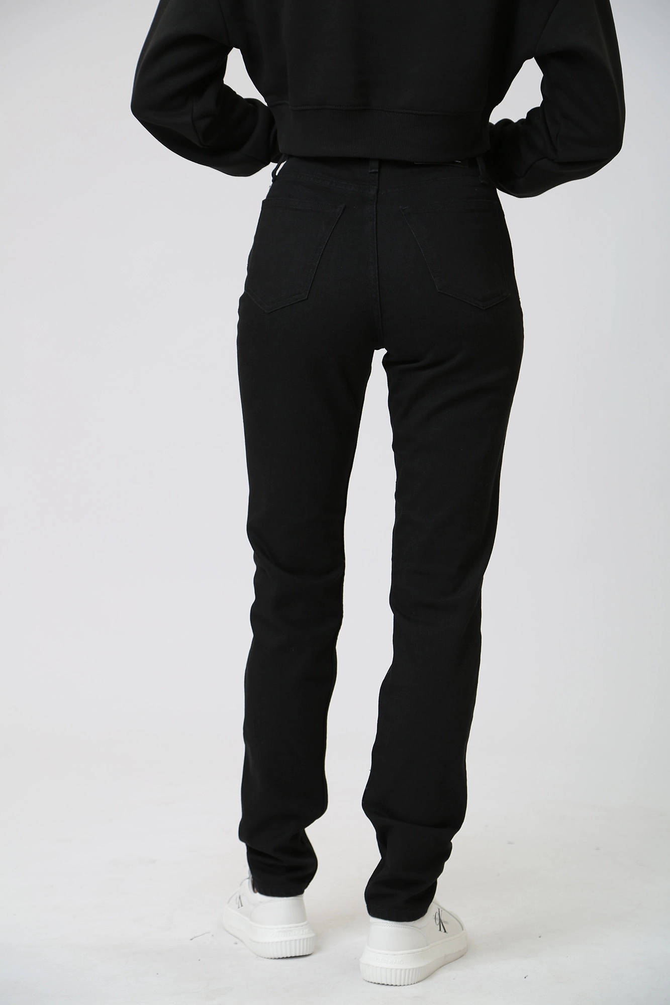 J20J222198 джинсы calvin klein jeans 