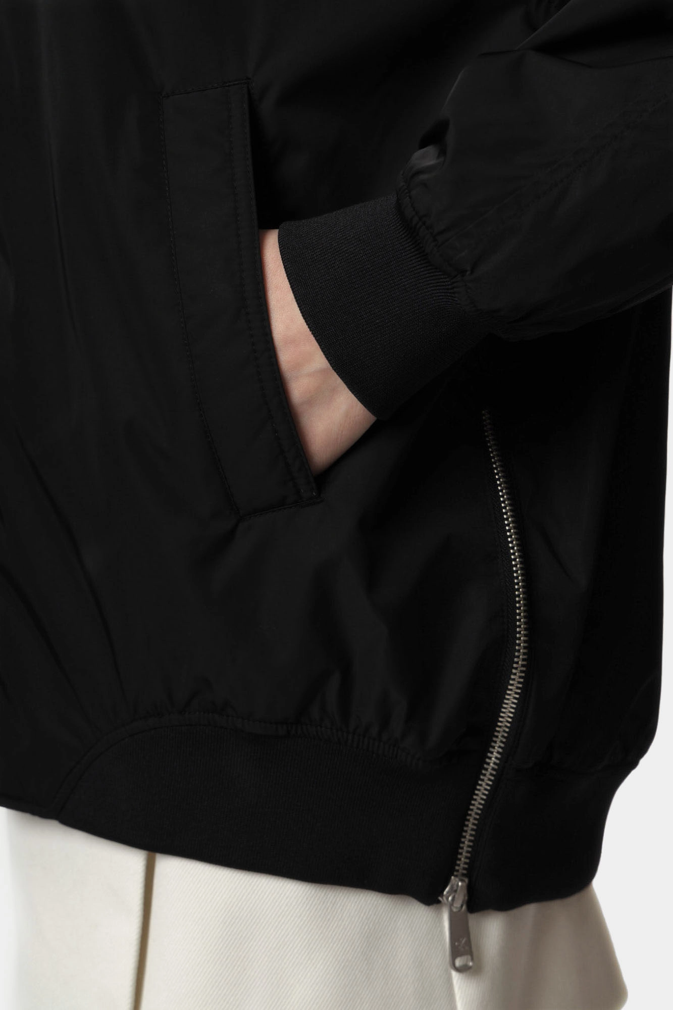 J20J224702 бомбер calvin klein jeans 