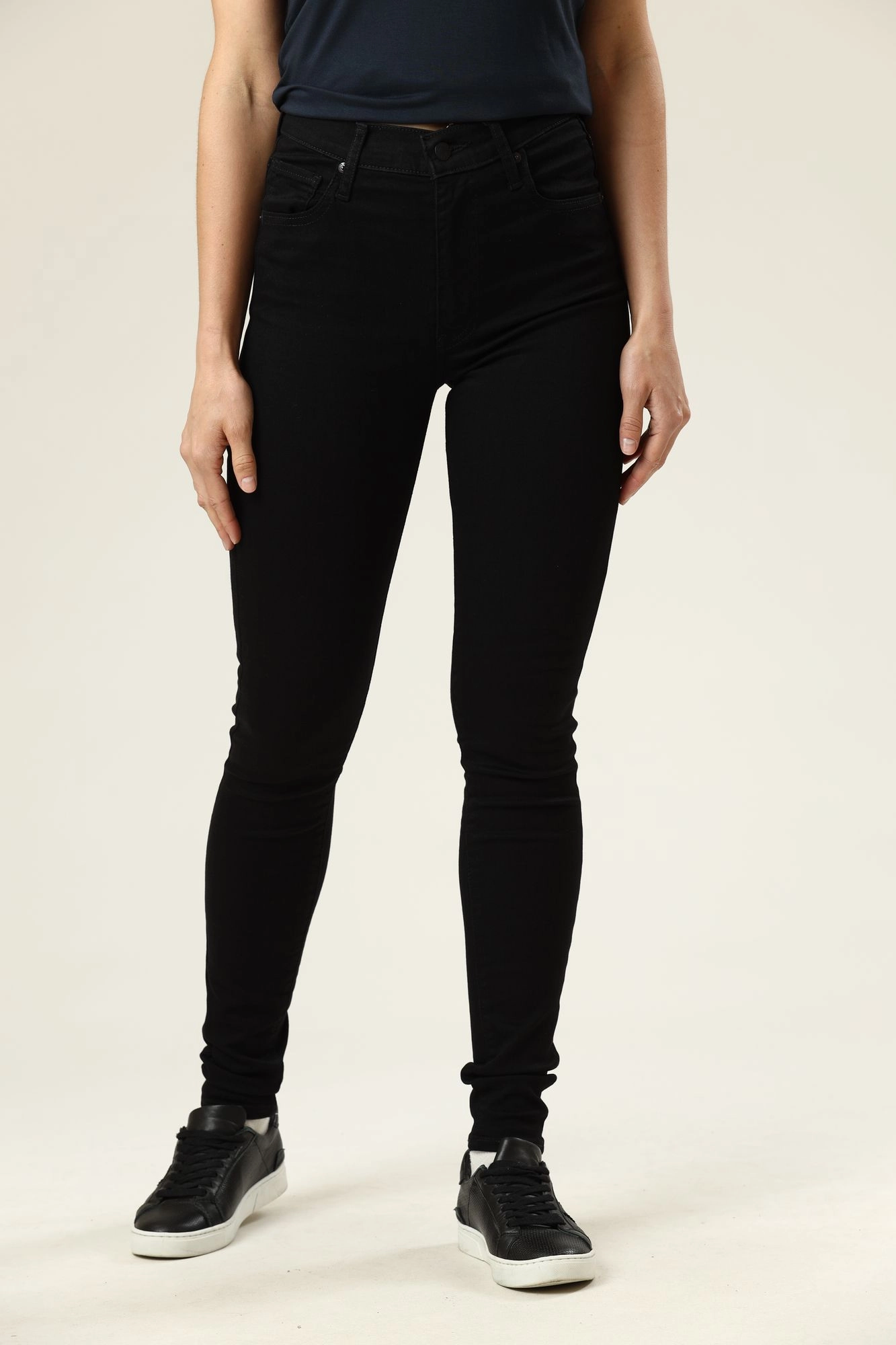 22791 джинсы mile high super skinny black galaxy levi`s 