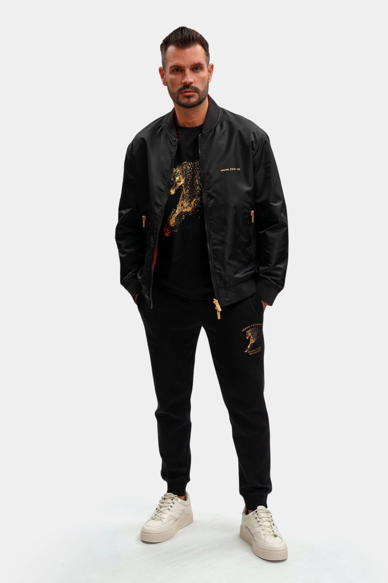 XM002026_AF19828 Бомбер Armani Exchange Черный