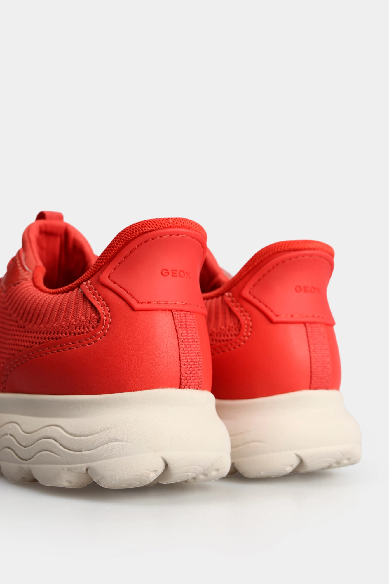 D557MA06KBC Кеды Geox Красный