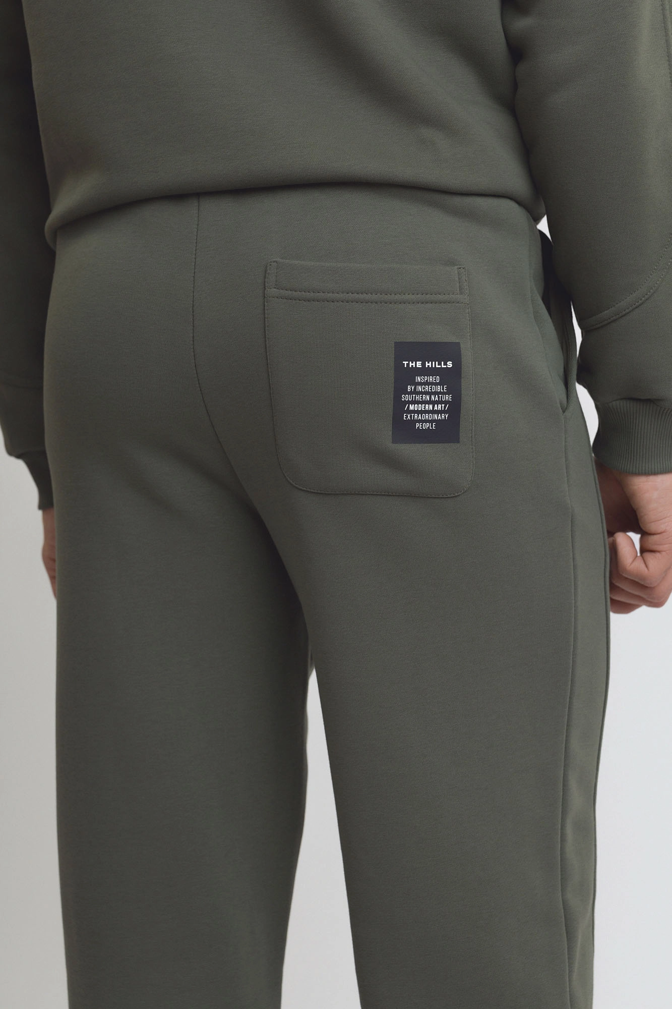 M-252-P-20-0603 Брюки спортивные The Hills Хаки