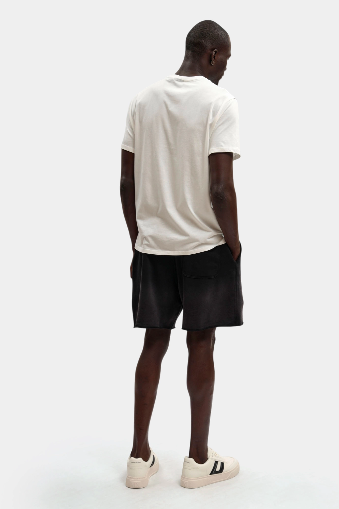 XM001769_AF20169 Шорты Armani Exchange Черный