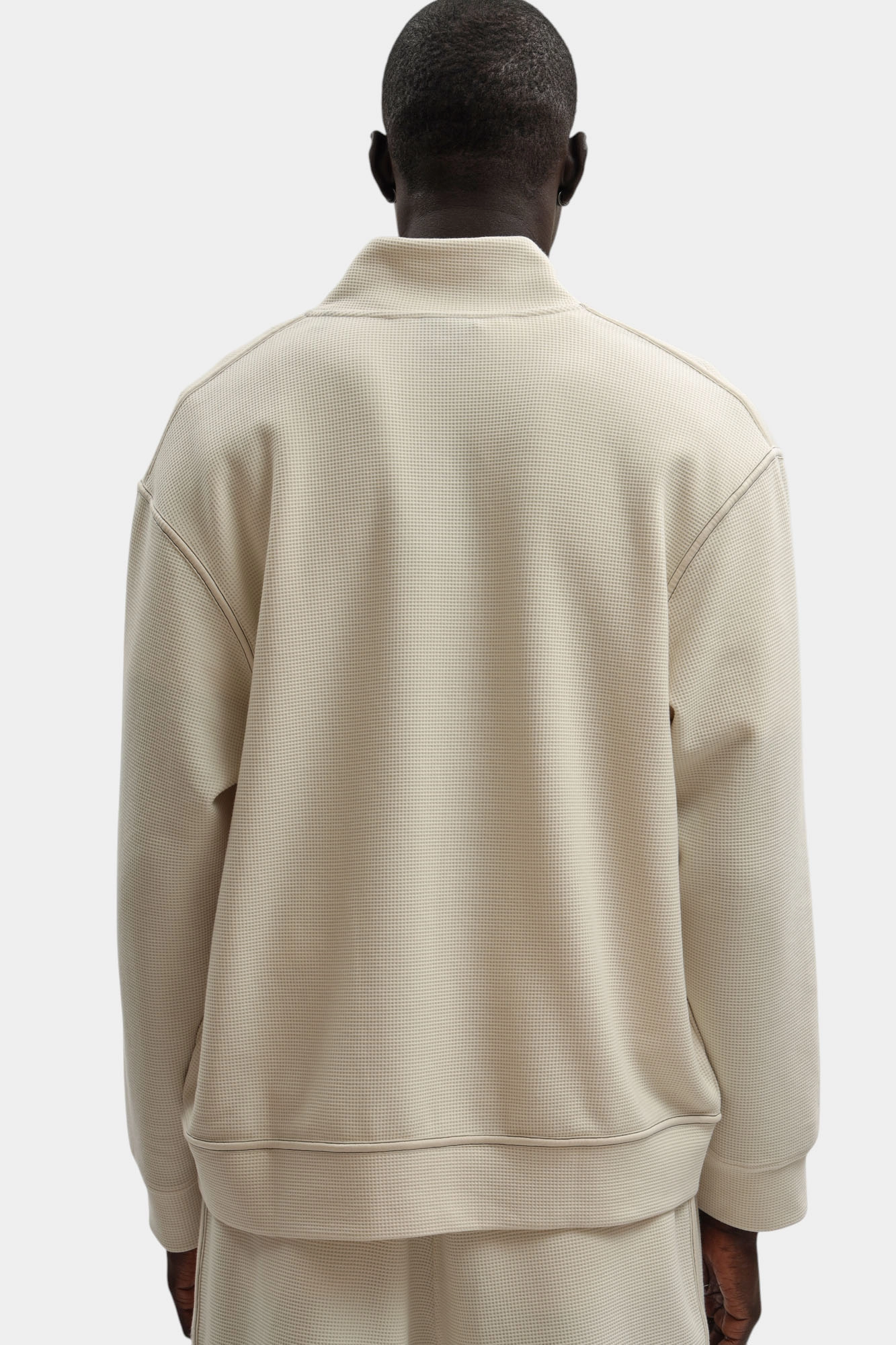 XM002327_AF21870 Свитшот Armani Exchange Бежевый