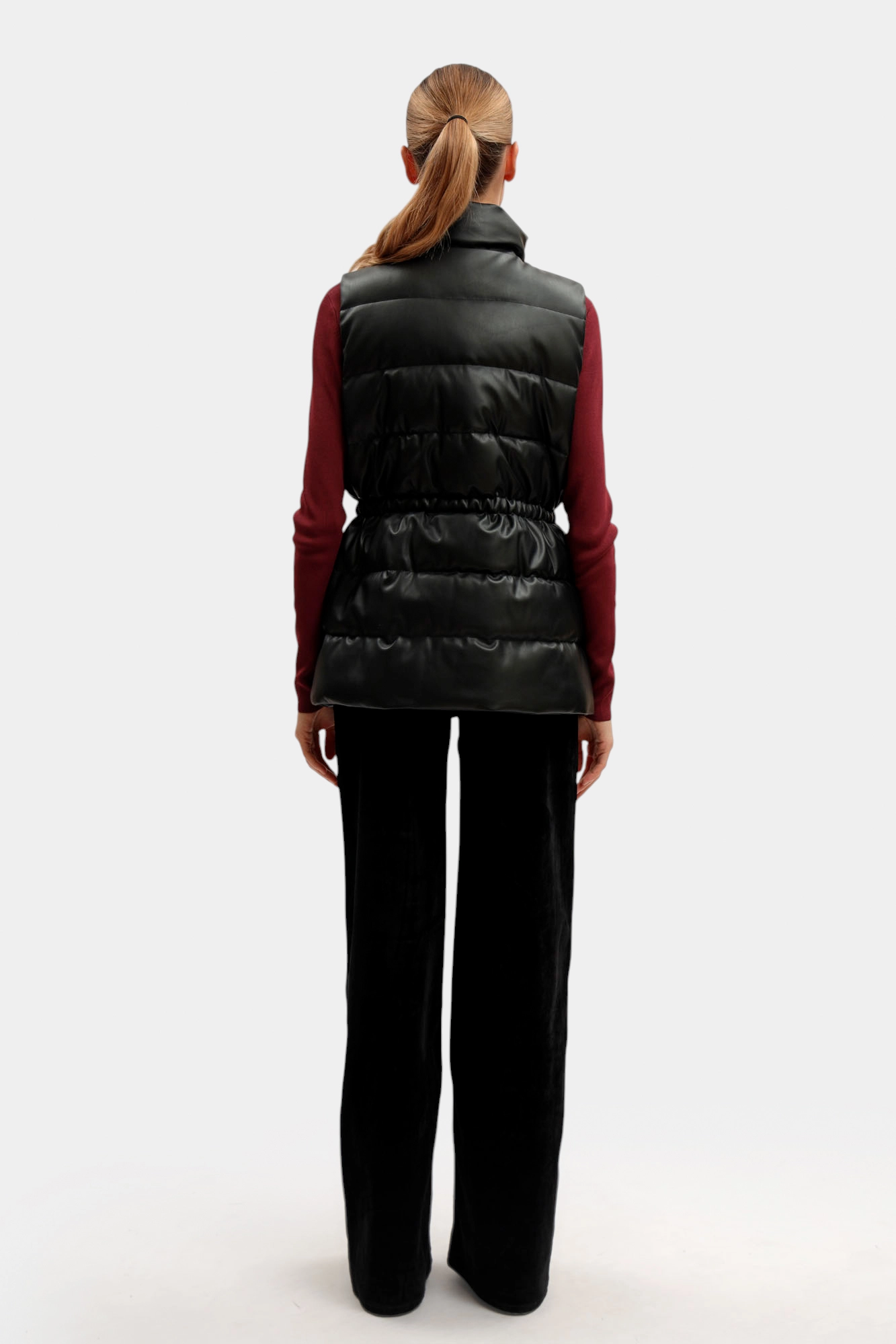 XW000689_AF16106 жилет пуховый armani exchange 