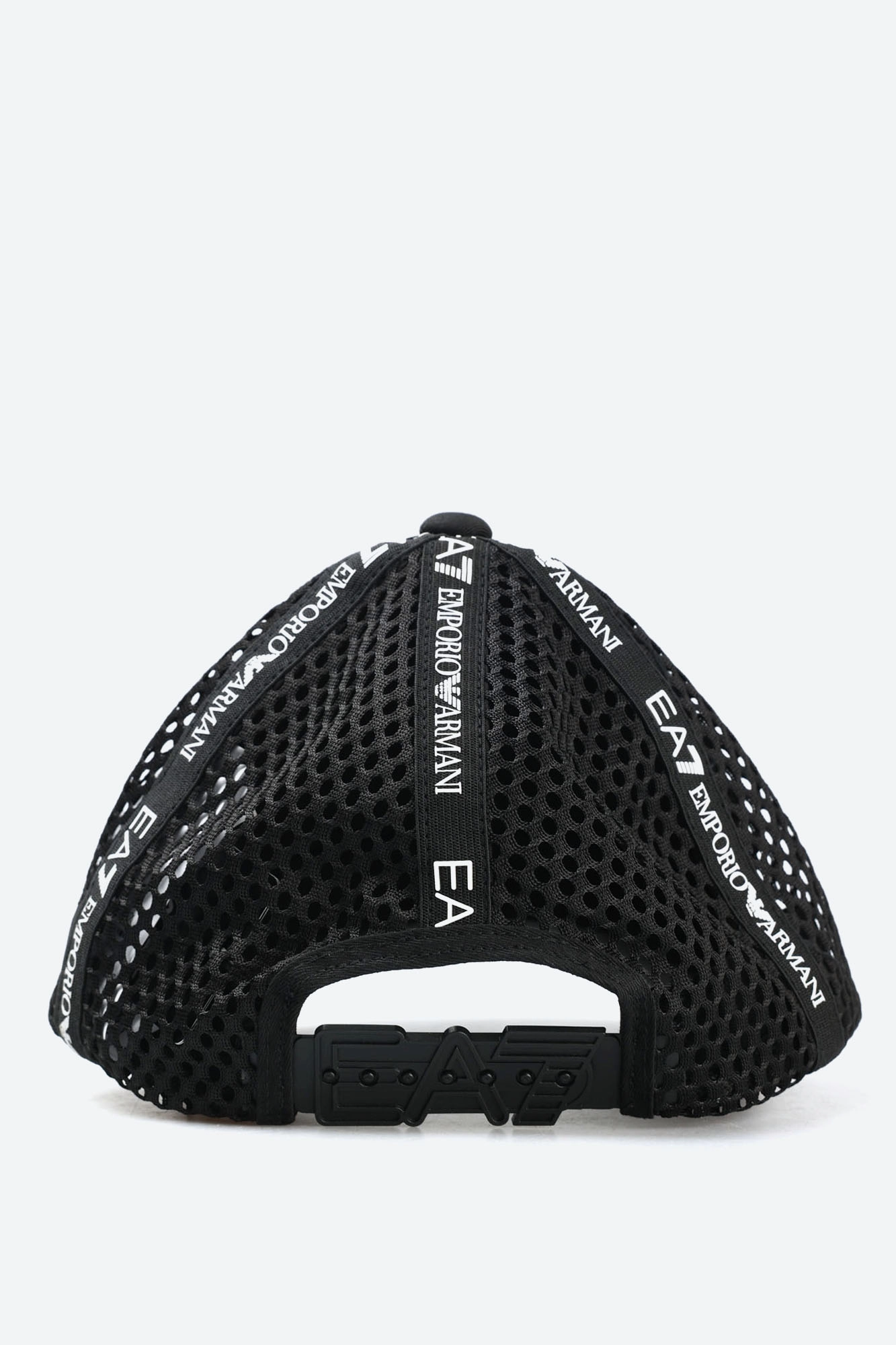 240146_4R106 Кепка EA7 Черный