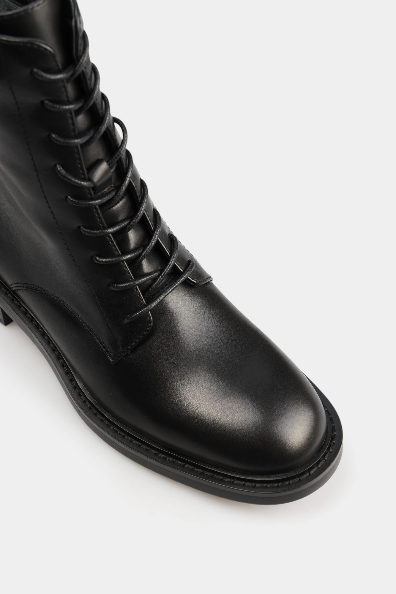 L25155-7 Ботинки Graciana Черный