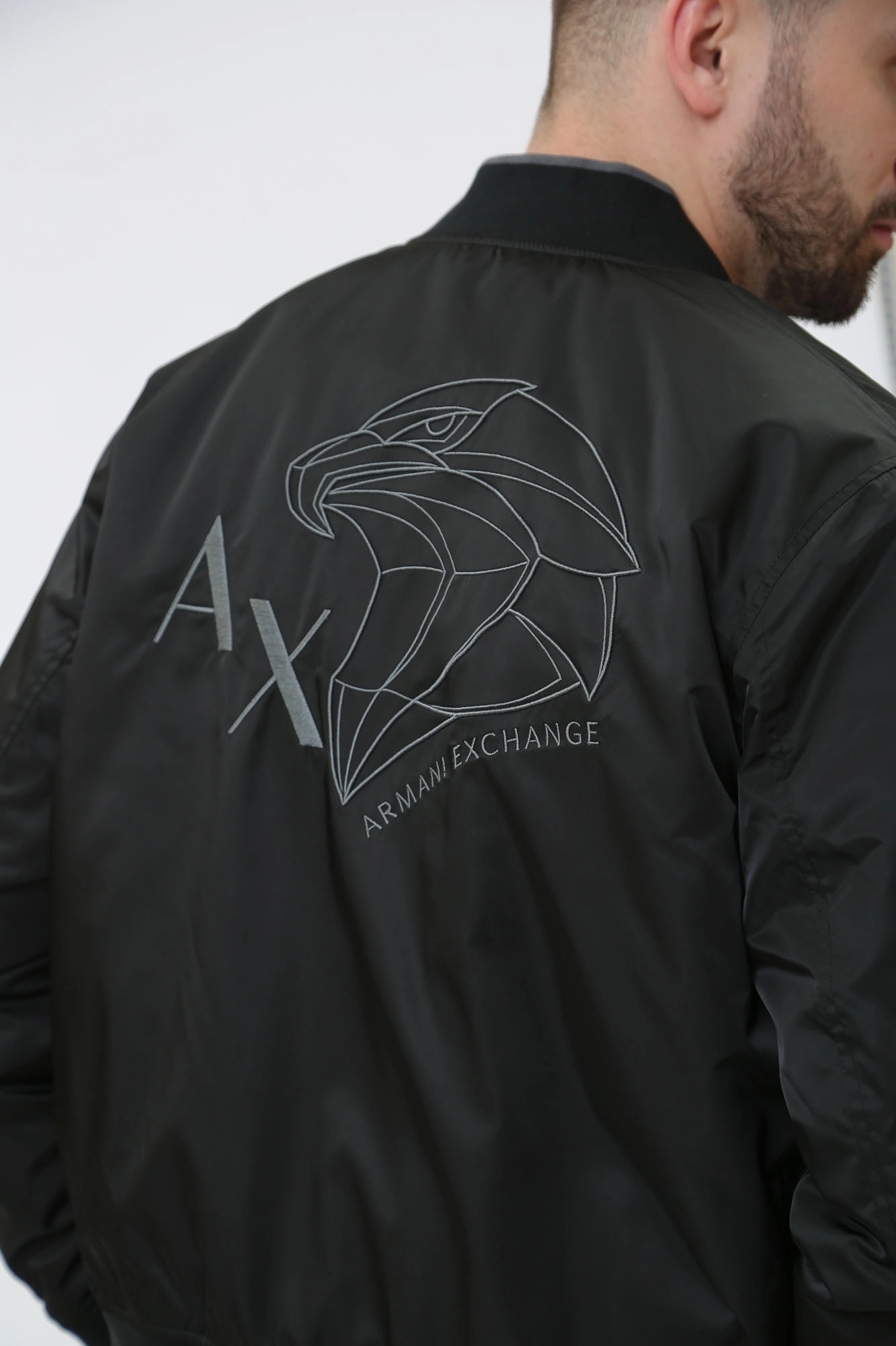 3DZB13_ZNJ7Z Бомбер Armani Exchange Черный