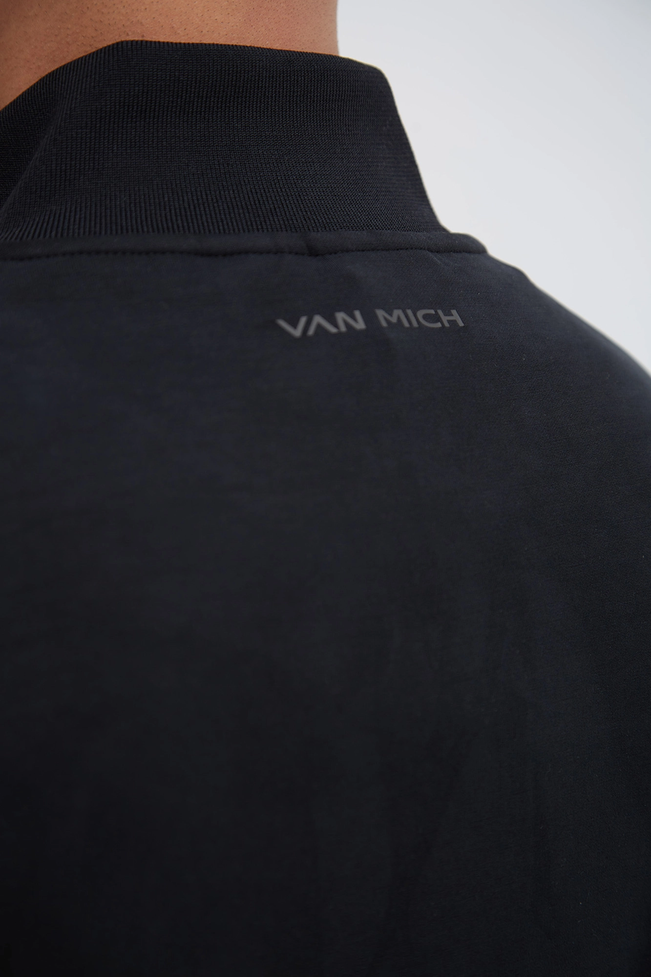 VM-231-53-020 Толстовка Van Mich Черный