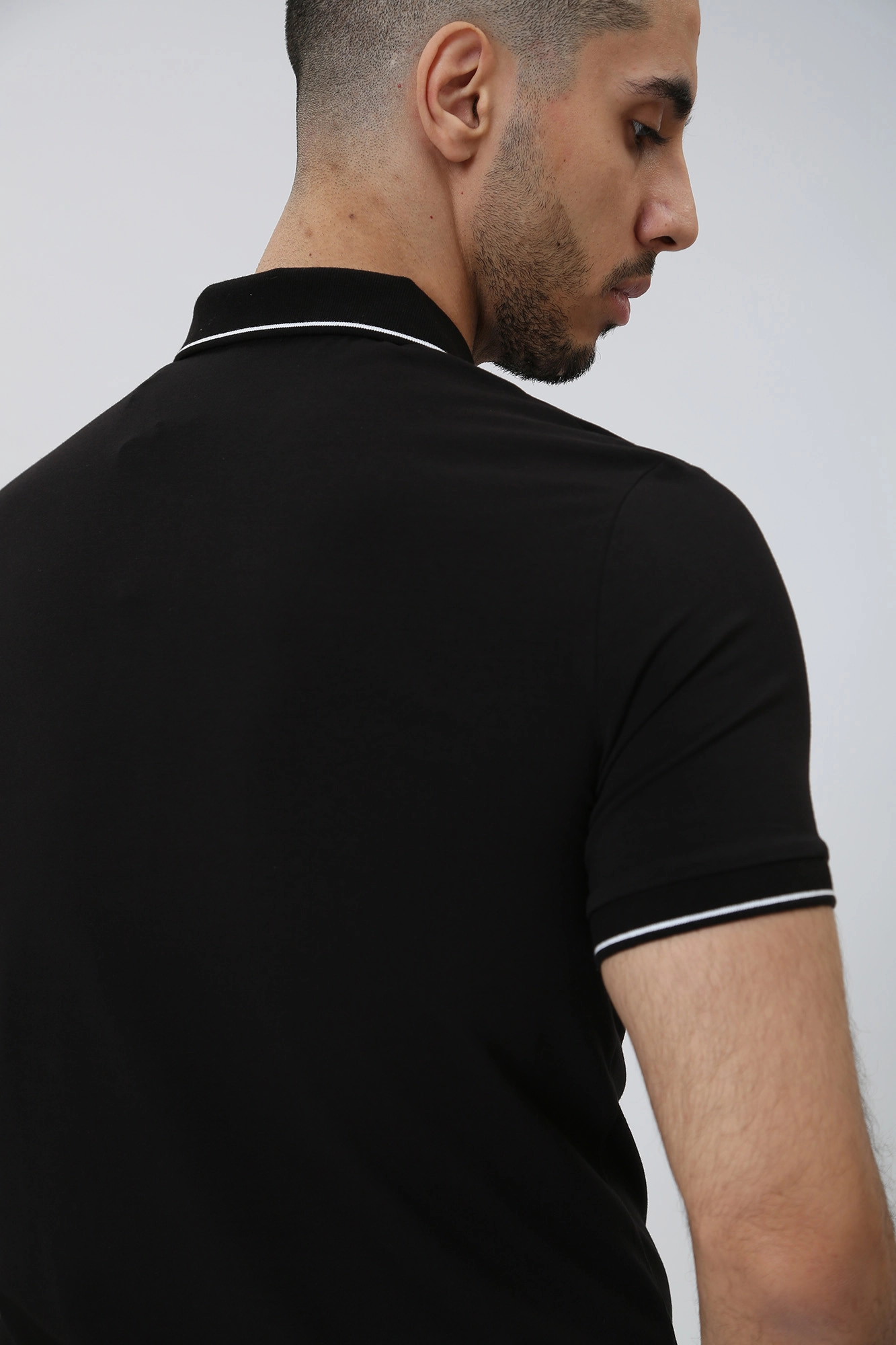 8NZF71_ZJH2Z Поло Armani Exchange Черный