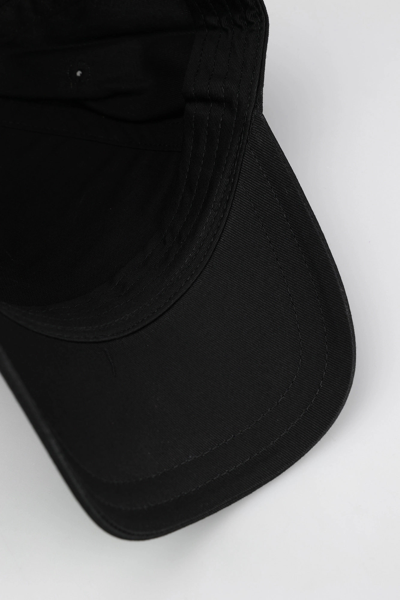 944201_3R100 Кепка Armani Exchange Черный