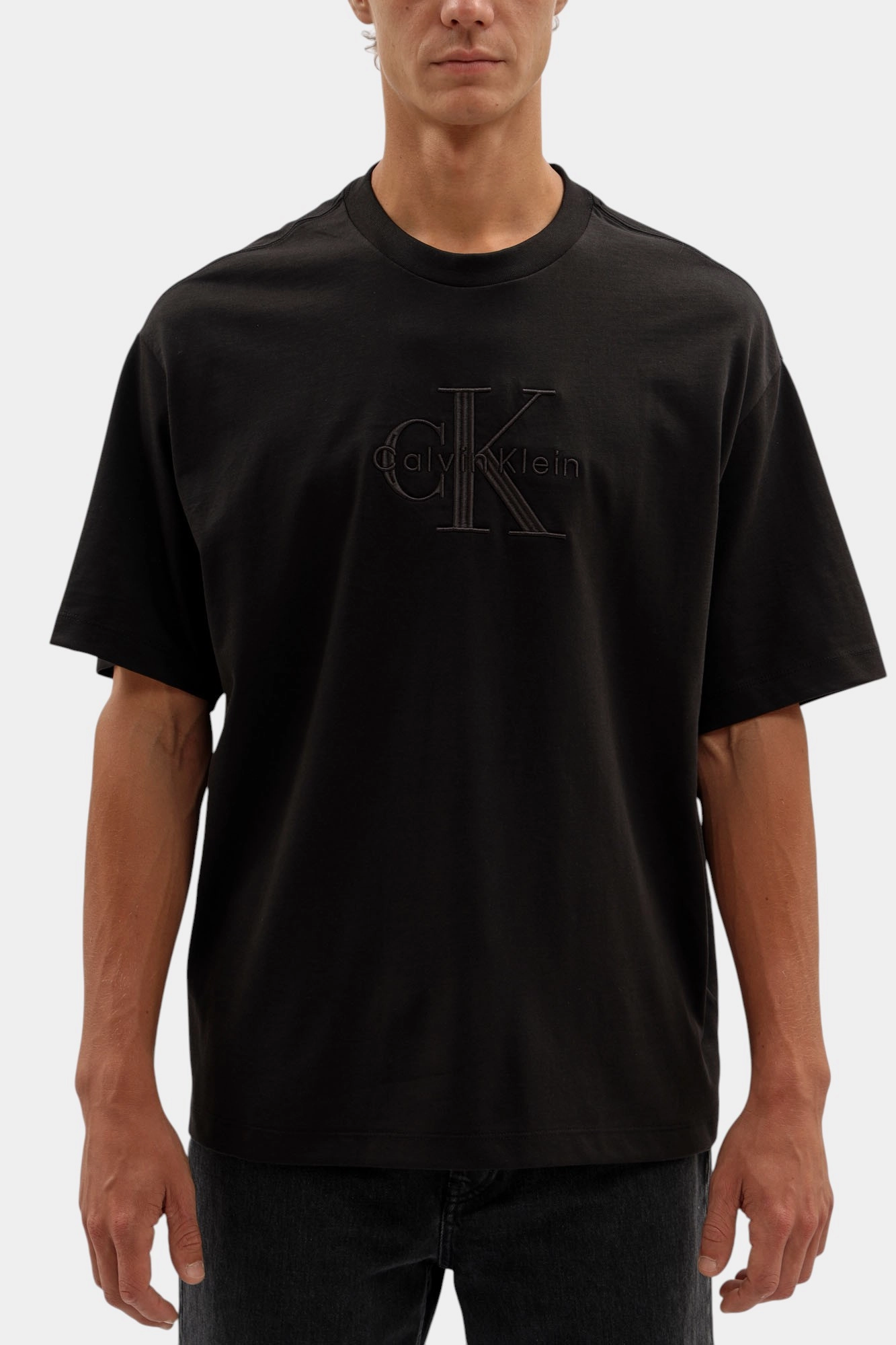 LV04RB295G Футболка Calvin Klein Jeans Черный