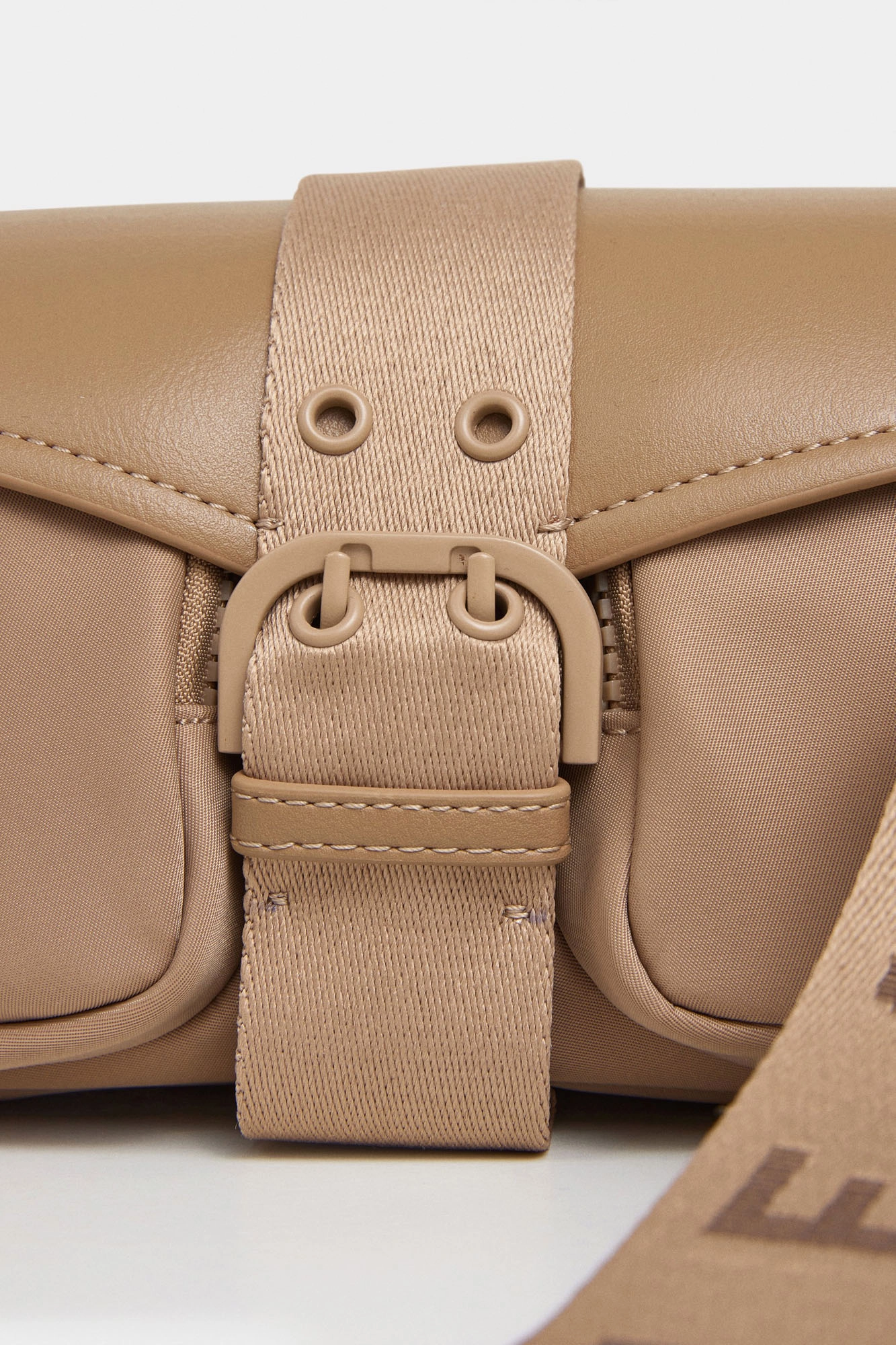 PL0300061 Сумка Pepe Jeans Бежевый