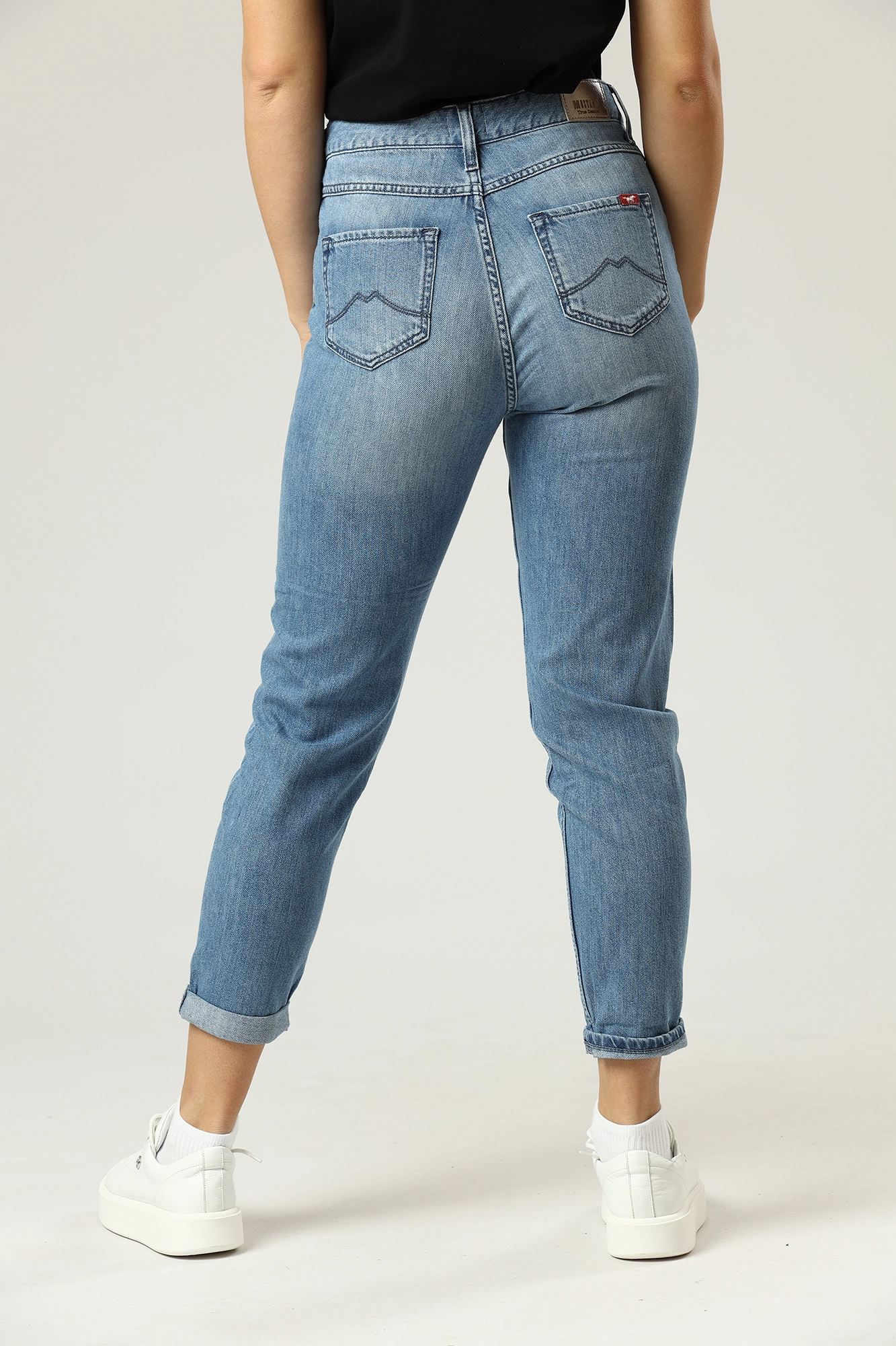 1011140-5000 джинсы moms mustang 