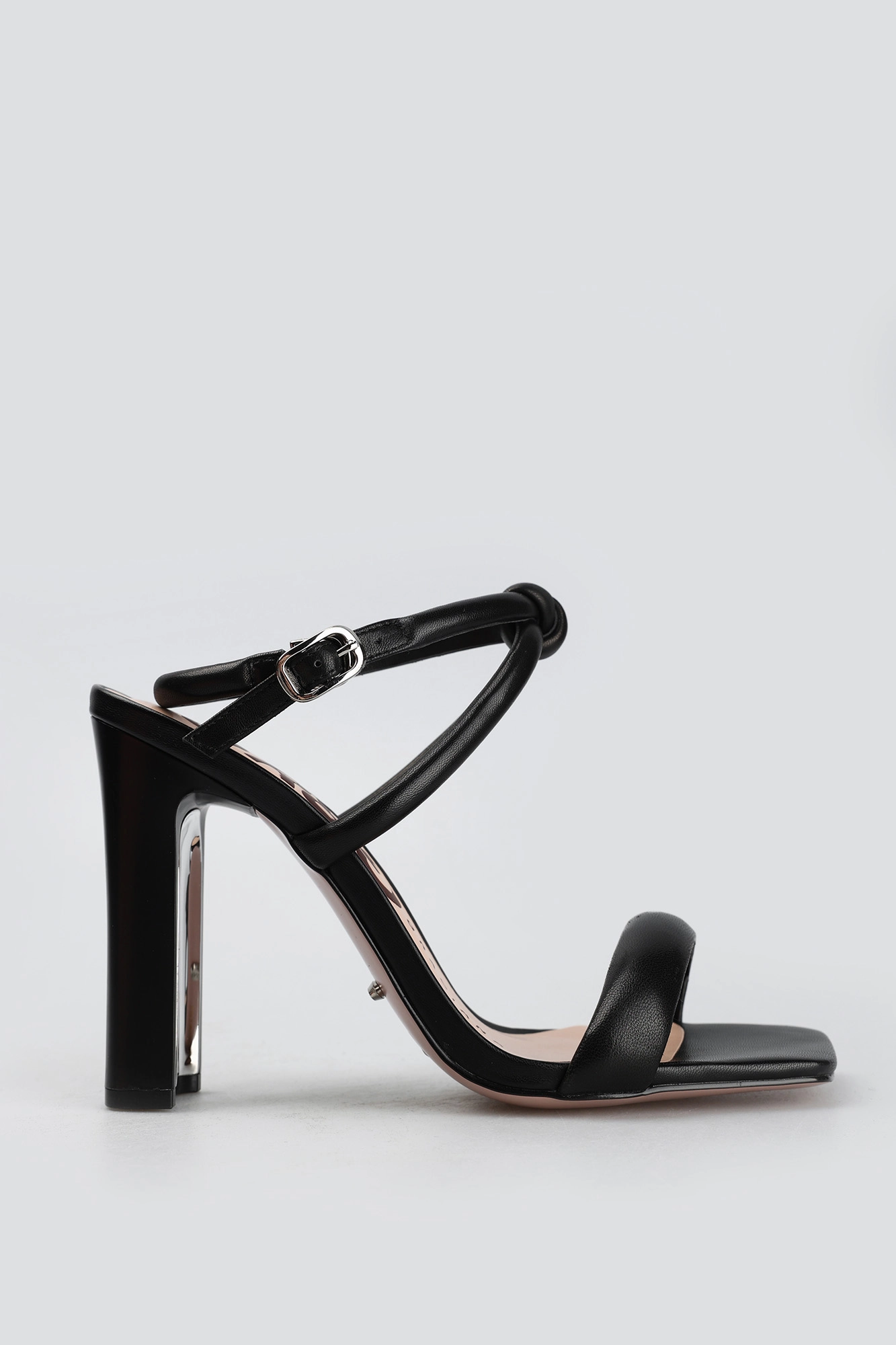 8132-10 Босоножки Graciana Черный