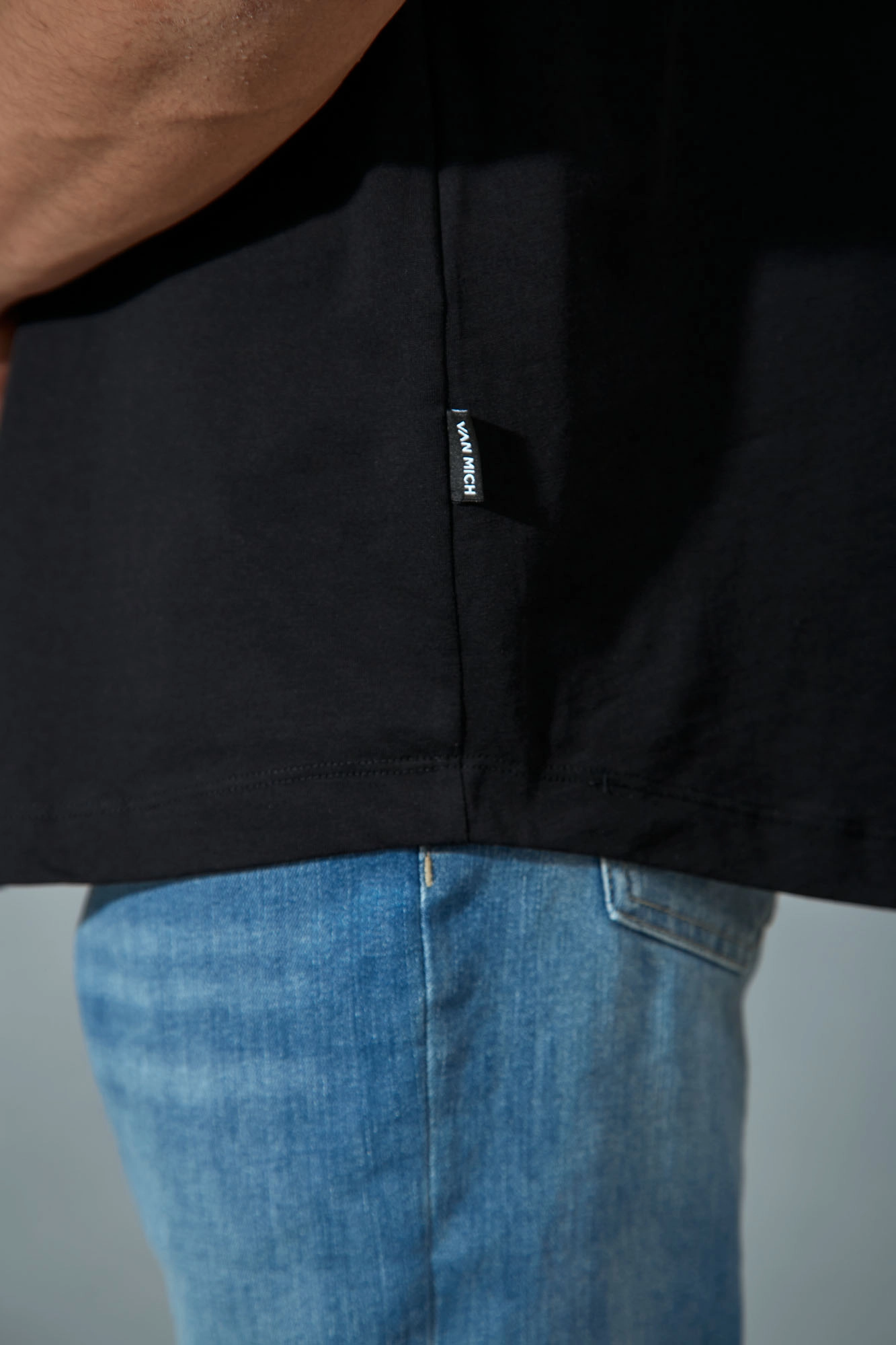 VM-ERK-22-051 Футболка Van Mich Черный