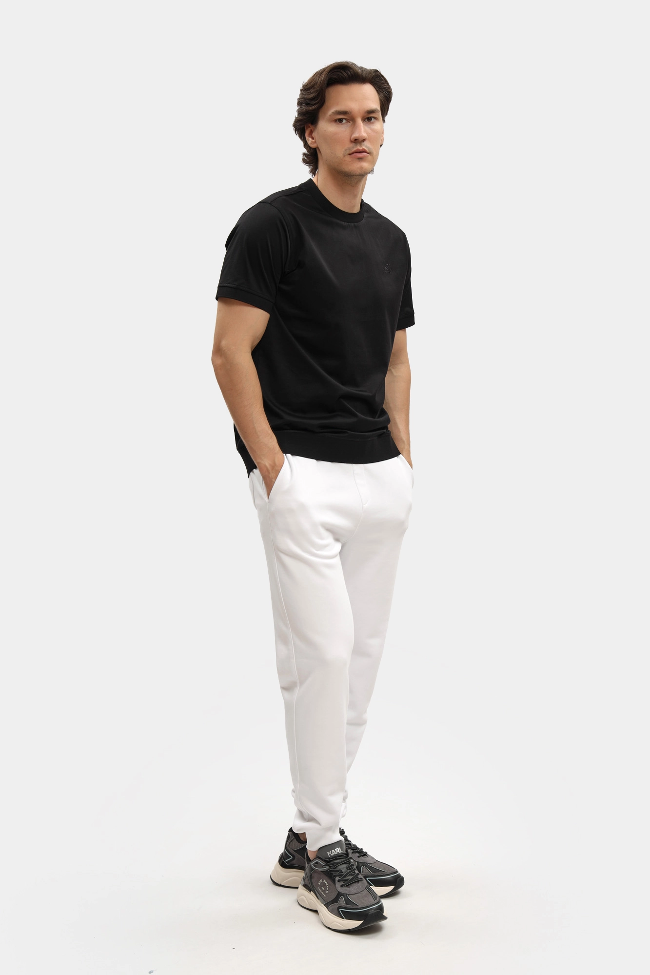 553200_755000 Футболка Karl Lagerfeld Черный