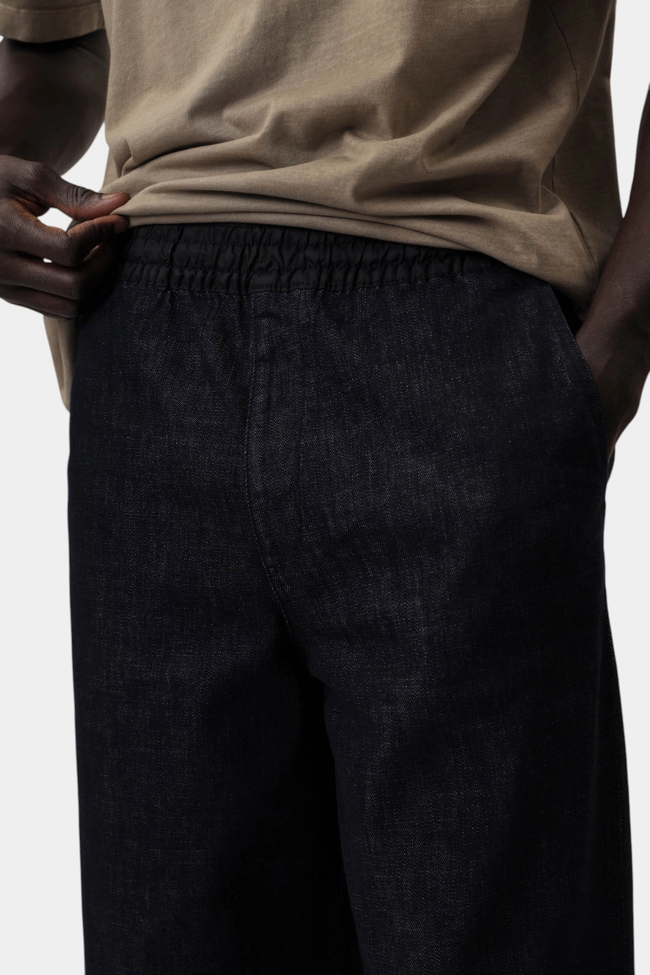 XM000385_AF12284 Брюки джинсовые Armani Exchange Голубой