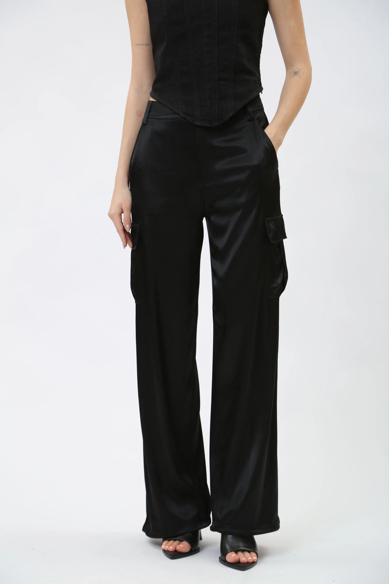 J20J222669 брюки calvin klein jeans 