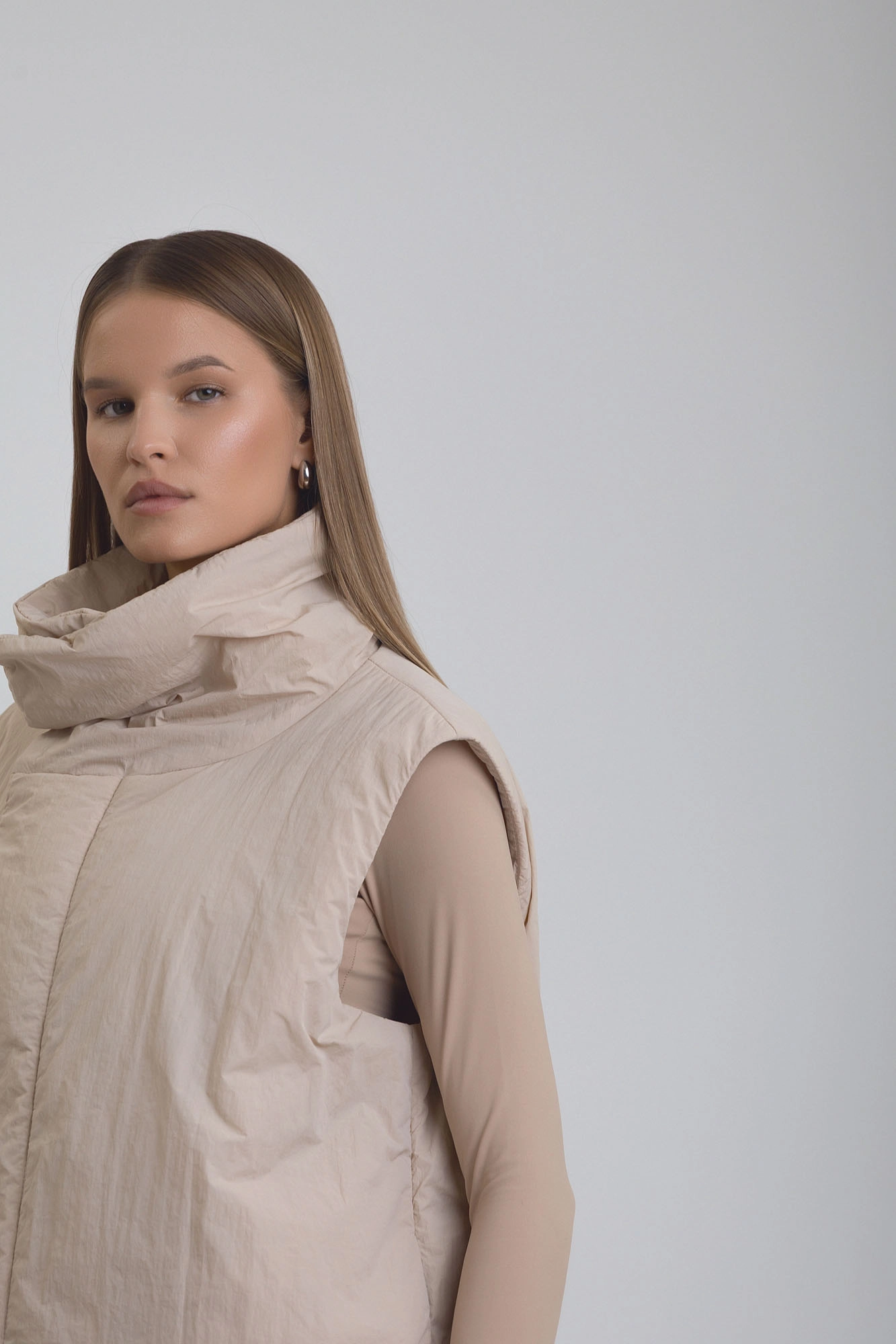 W-252-P-20-0201 жилет утеплённый the hills