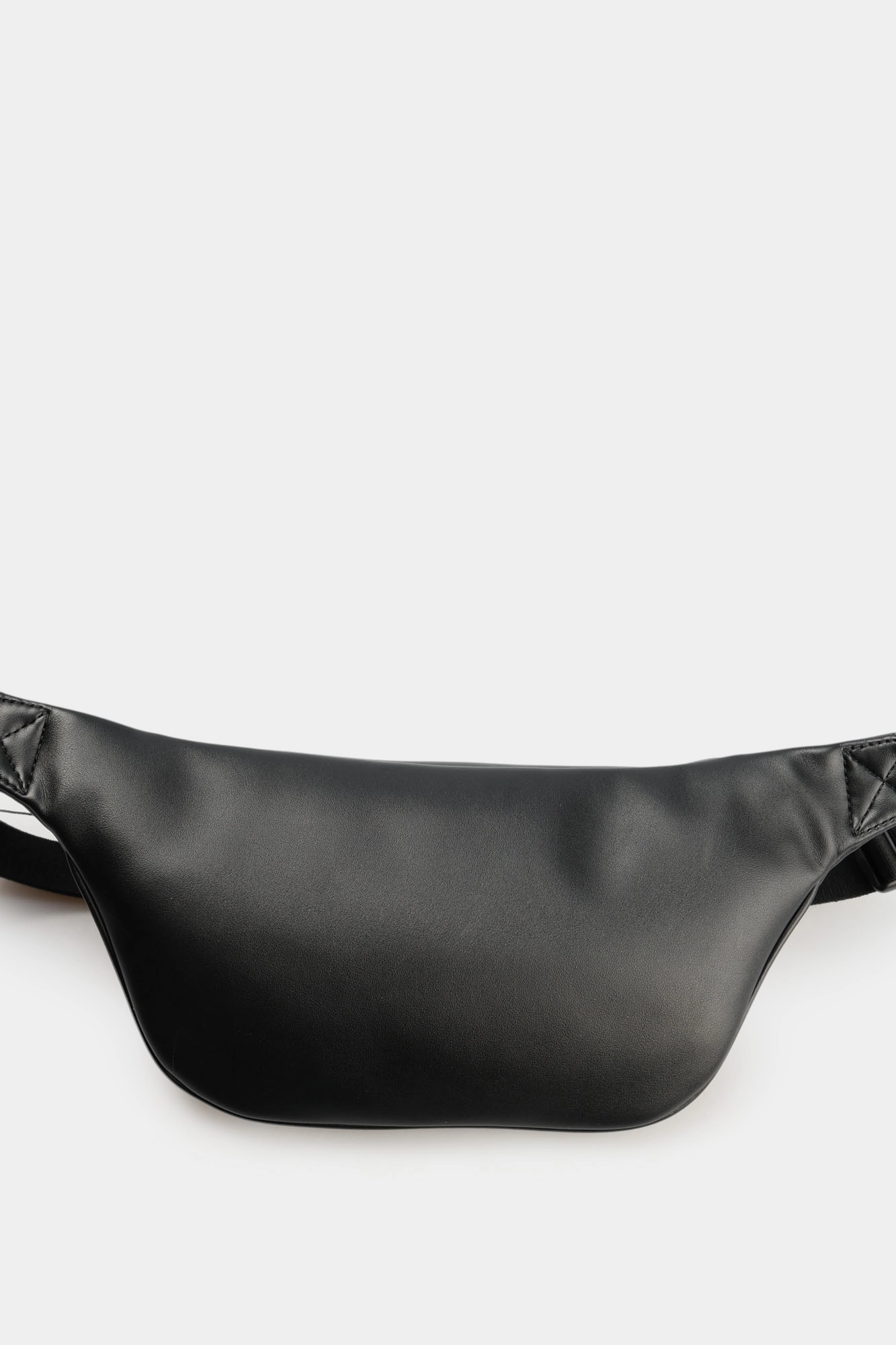 LV04G3012G Сумка поясная Calvin Klein Jeans Черный