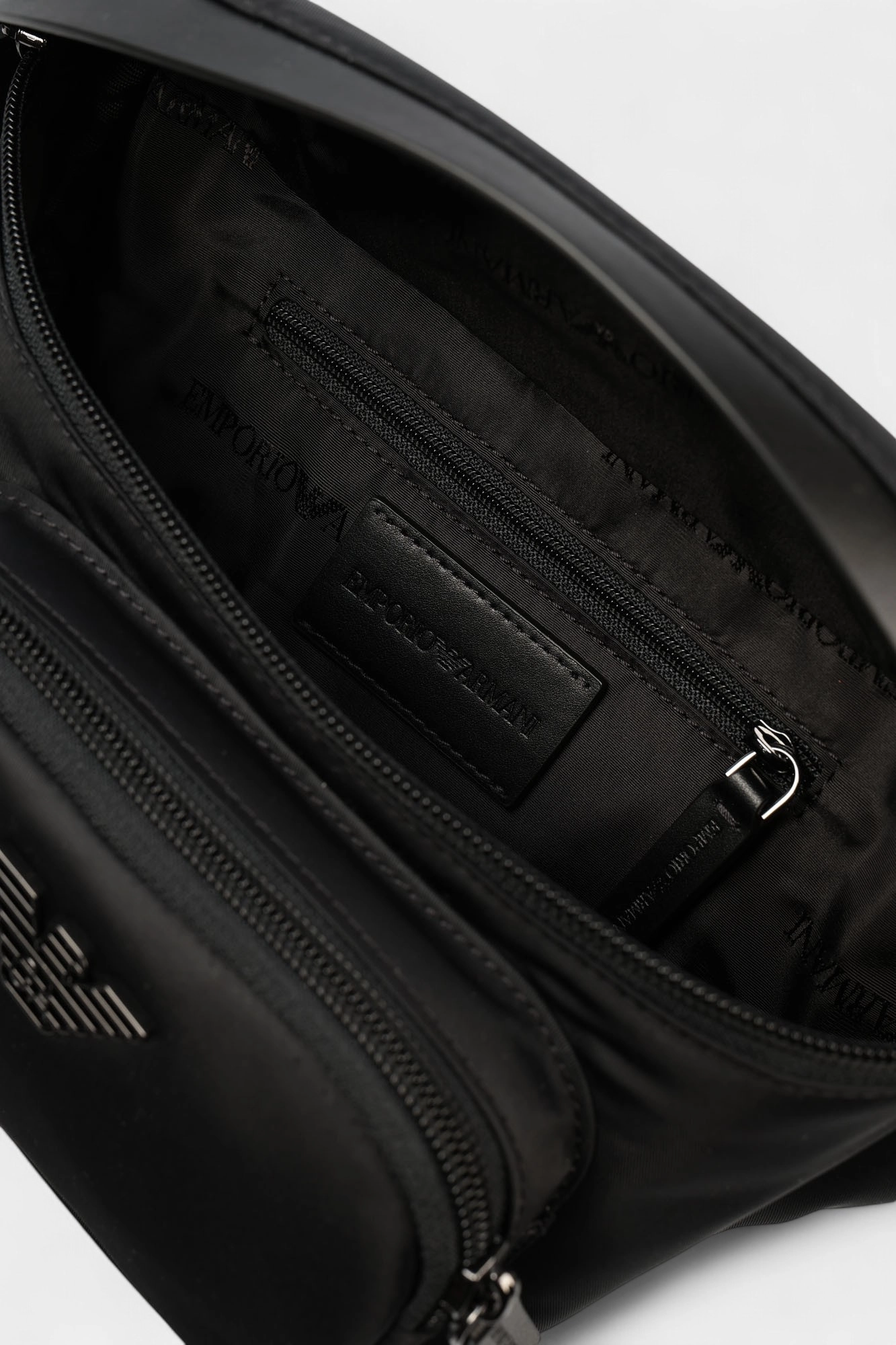 EM001805_AF13454 Сумка поясная Emporio Armani 