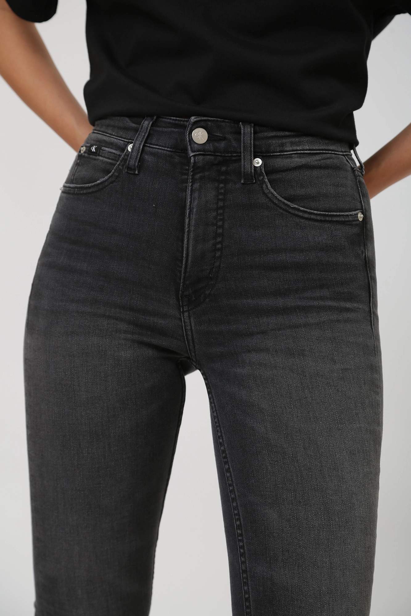 J20J221789 брюки джинсовые calvin klein jeans  calvin klein jeans 