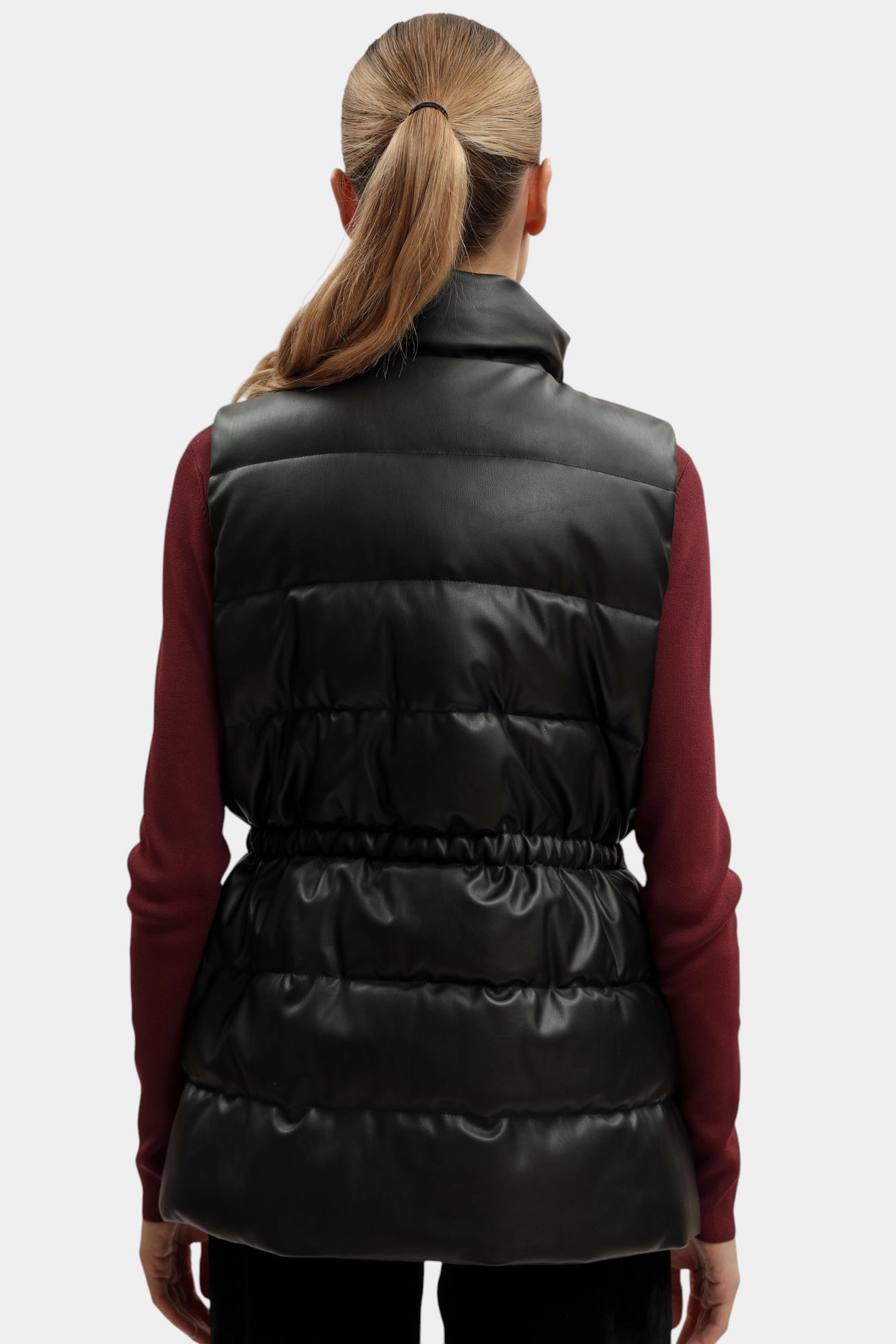 XW000689_AF16106 жилет пуховый armani exchange 