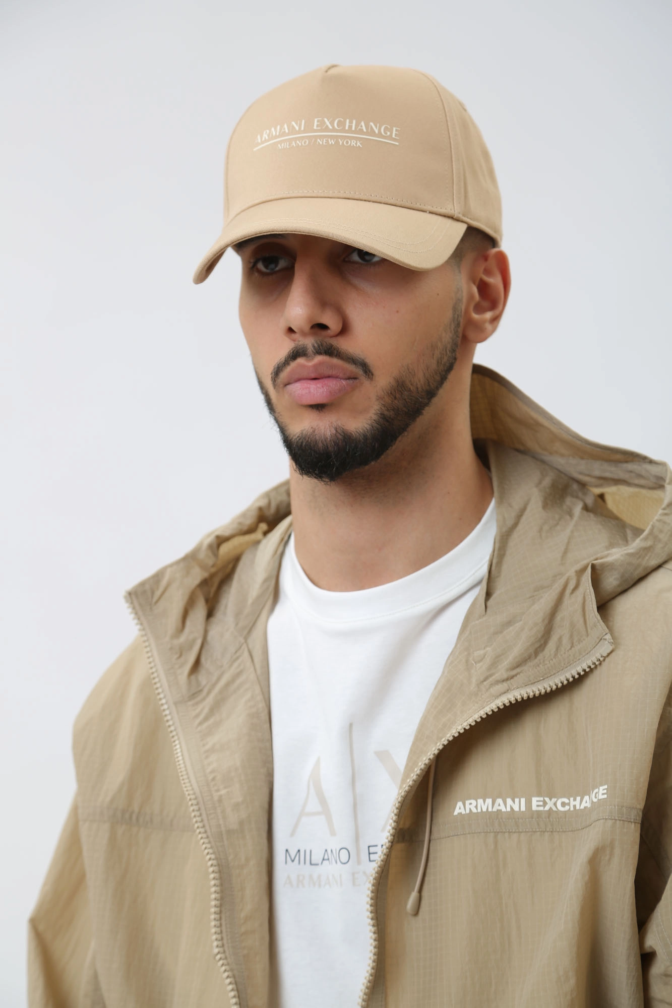 954202_CC150 Кепка Armani Exchange Бежевый