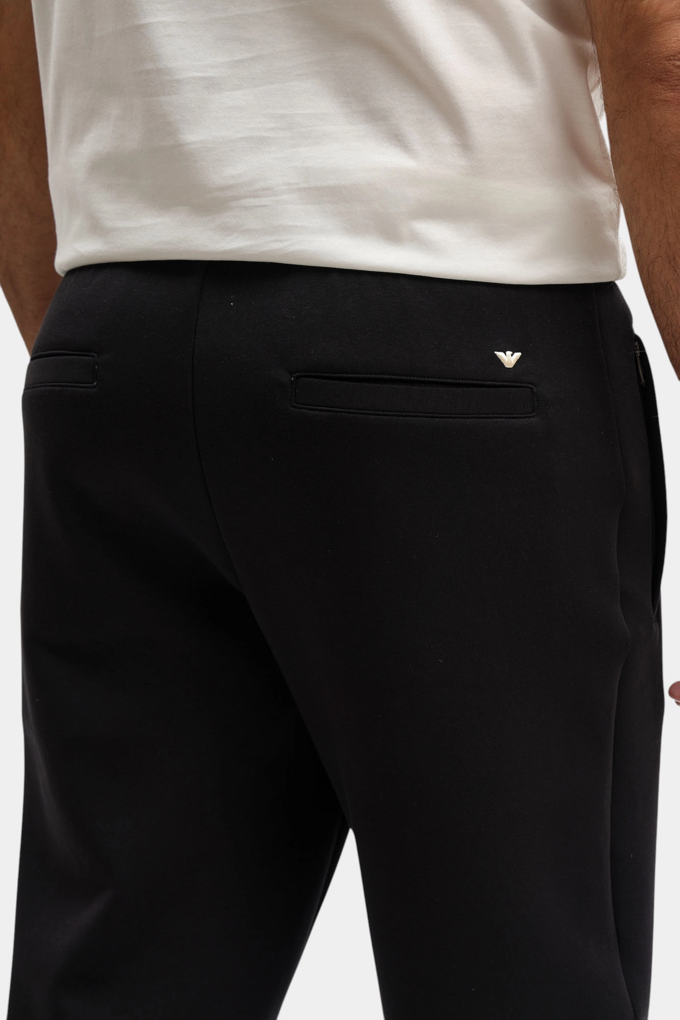 EM004542_AF10013 Брюки спортивные Emporio Armani Черный