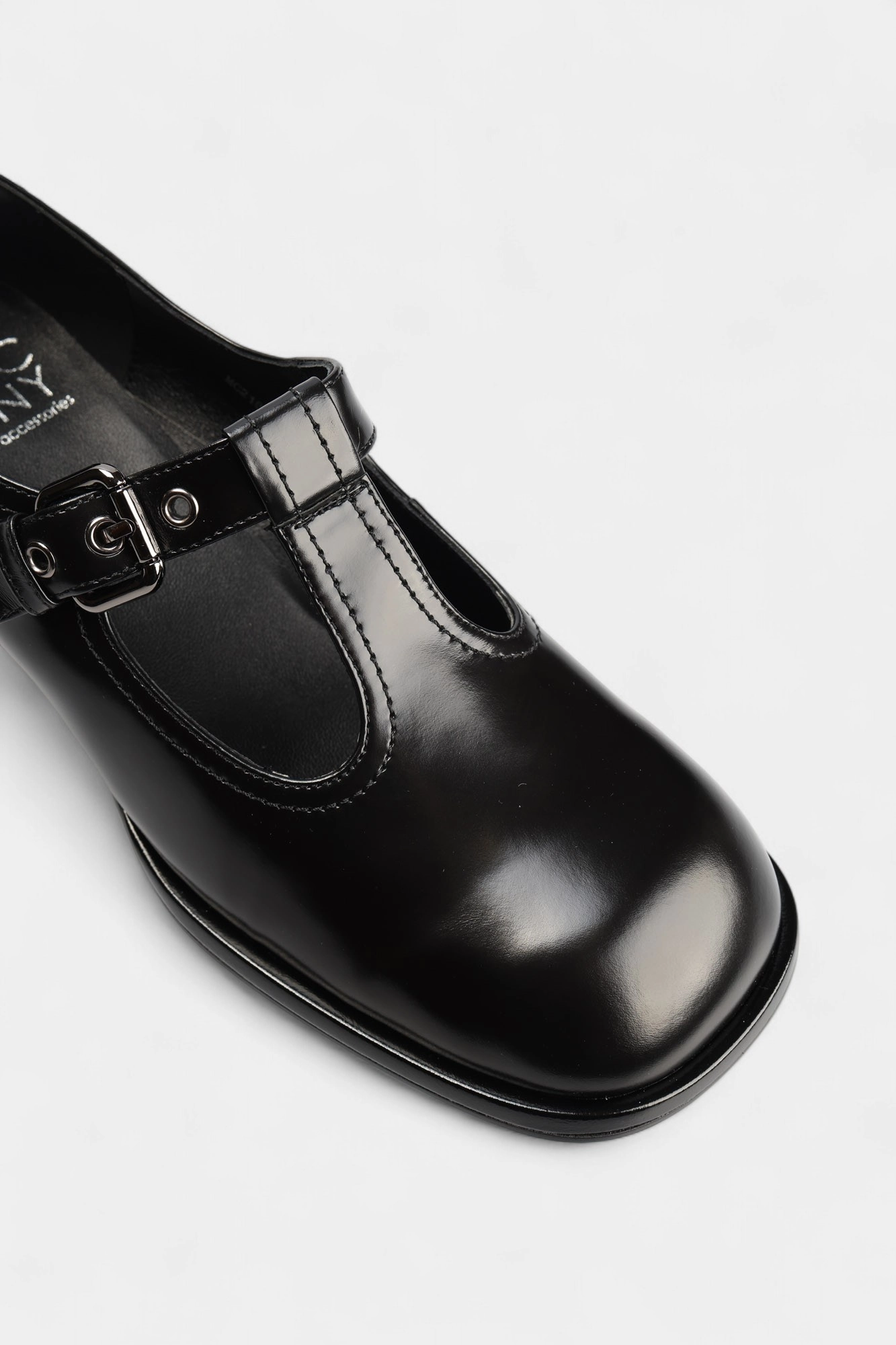 MC21871-WL Туфли Marc Cony Черный