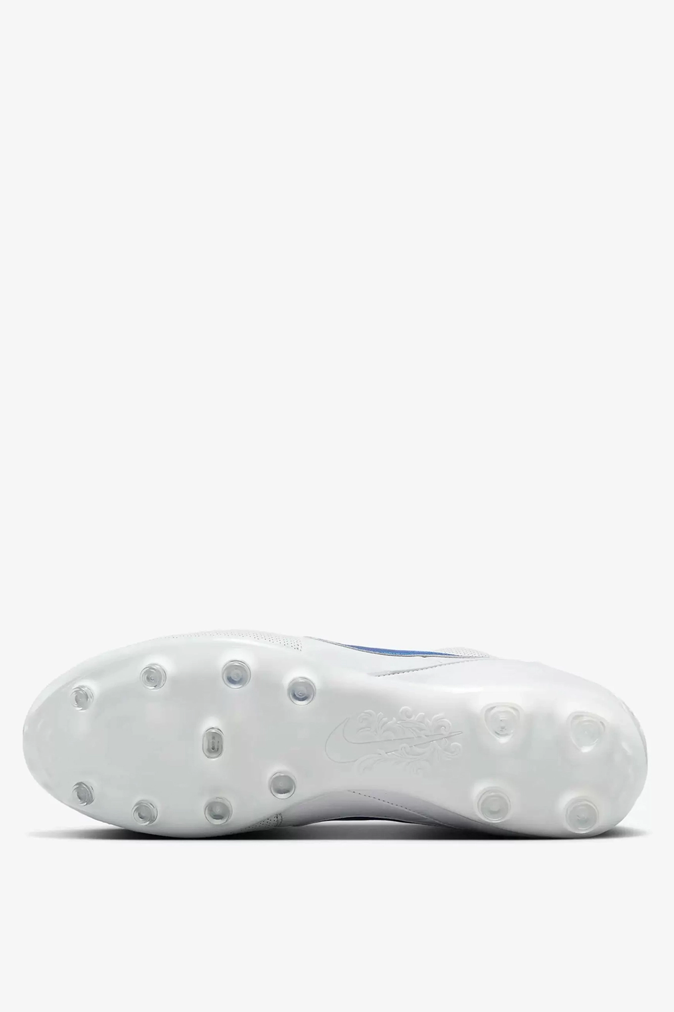 Футбольные бутсы Nike