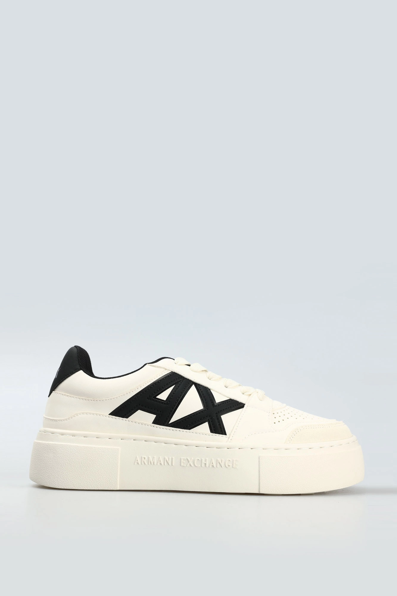 XDX147_XV830 Кеды Armani Exchange Белый