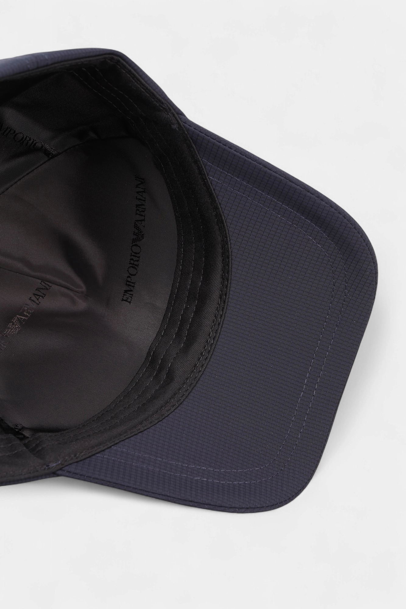 EM000055_AF13090 Кепка Emporio Armani Синий