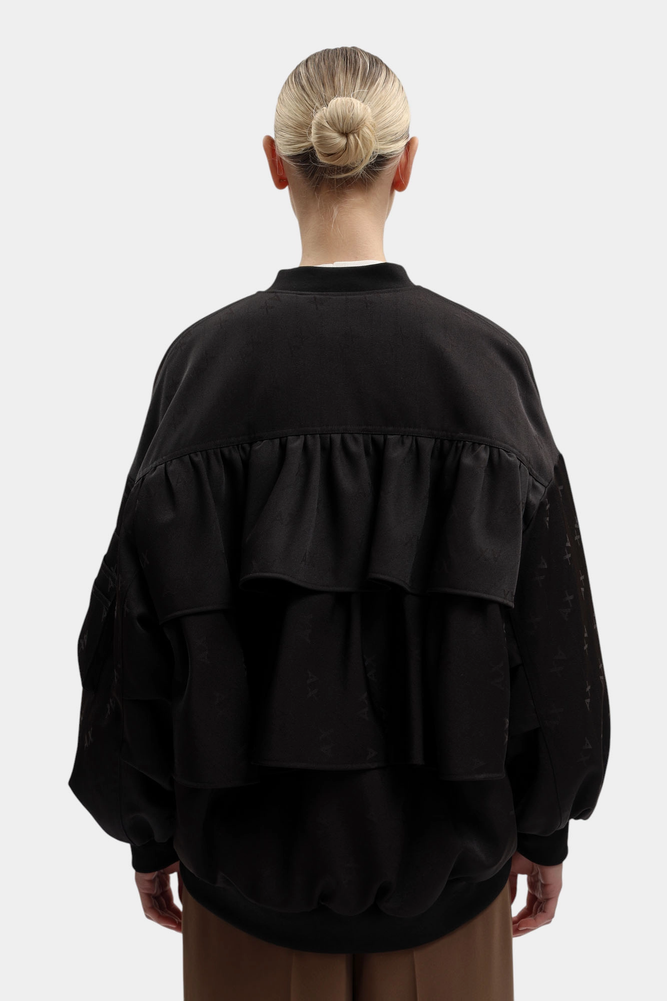 XW001788_AF19010 бомбер armani exchange 