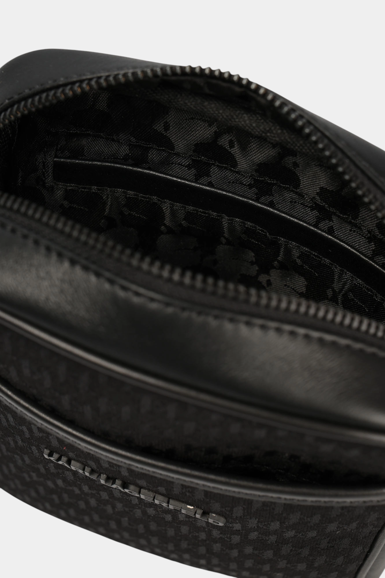 561115_805922 Сумка Karl Lagerfeld Черный