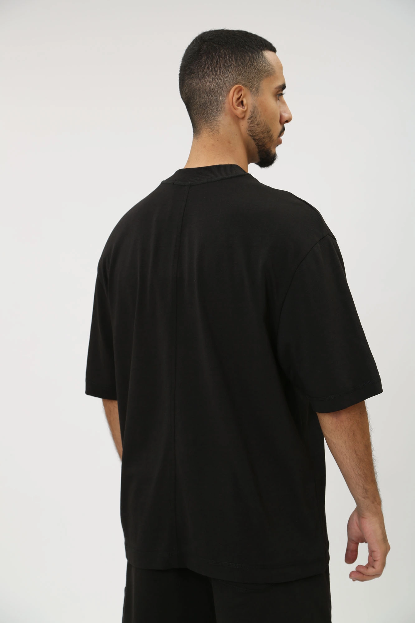 J30J325210 Футболка Calvin Klein Jeans Черный