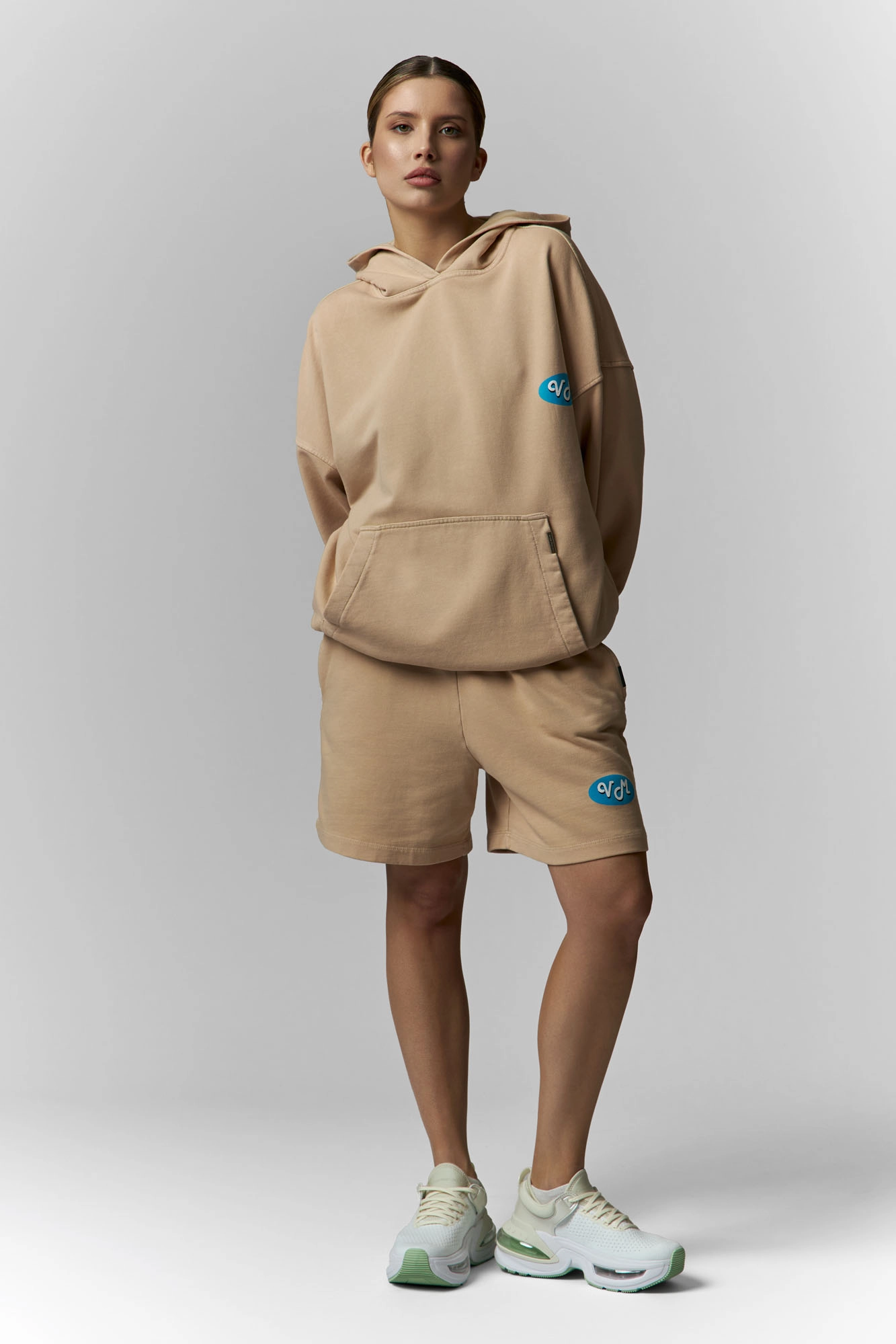 VW-FAT-20-410 худи van mich 