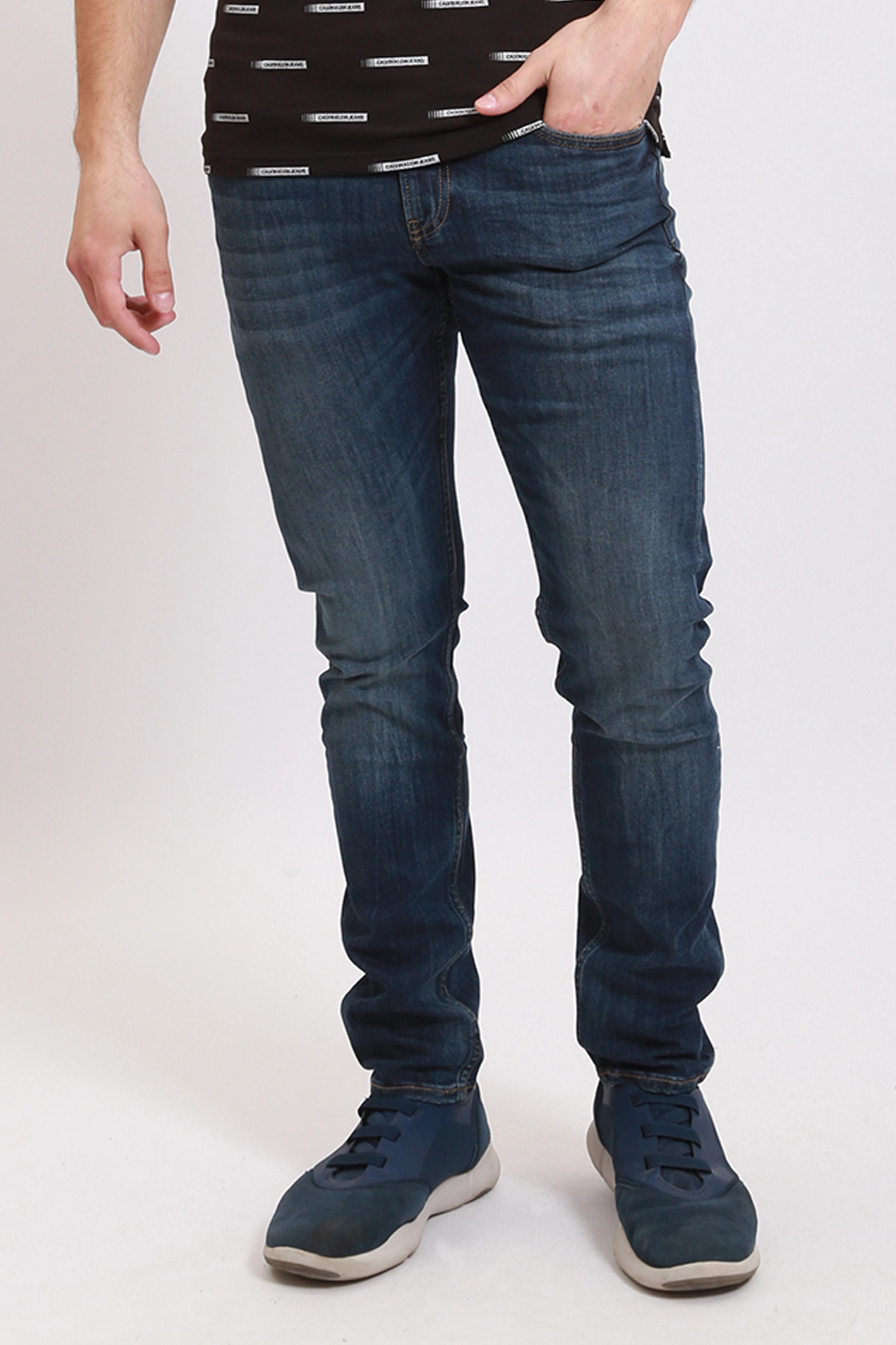 SLIM Calvin Klein Jeans J30J318970 1BJ Med Online.ru