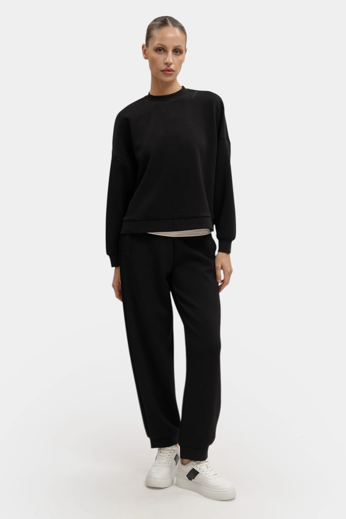 XW000740_AF16111 свитшот armani exchange 