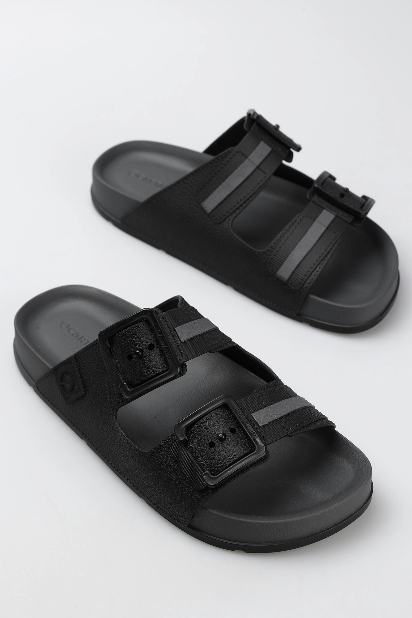 11617-2 Шлепки Cartago Черный