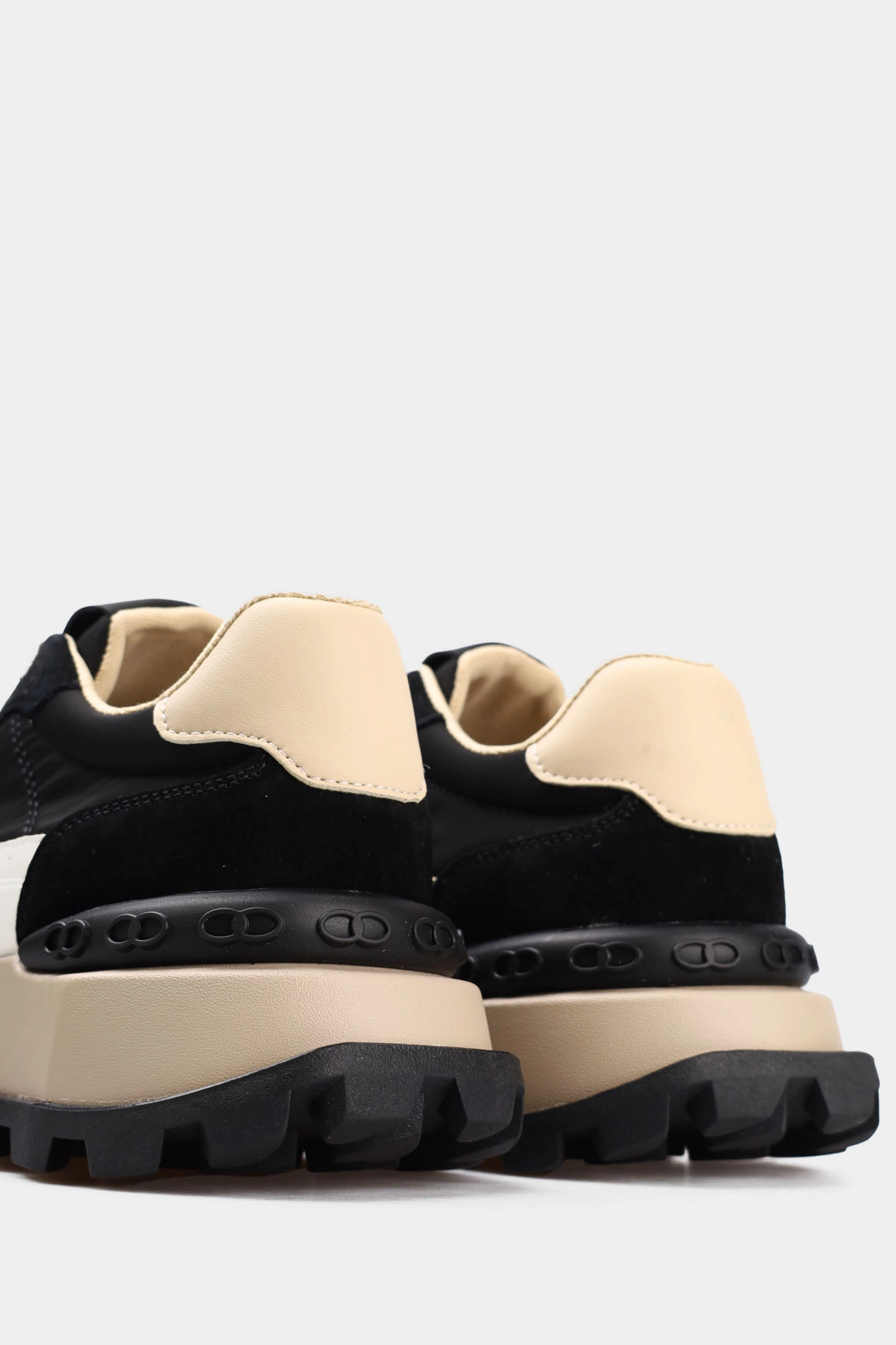 MC18469 Кроссовки Marc Cony Черный