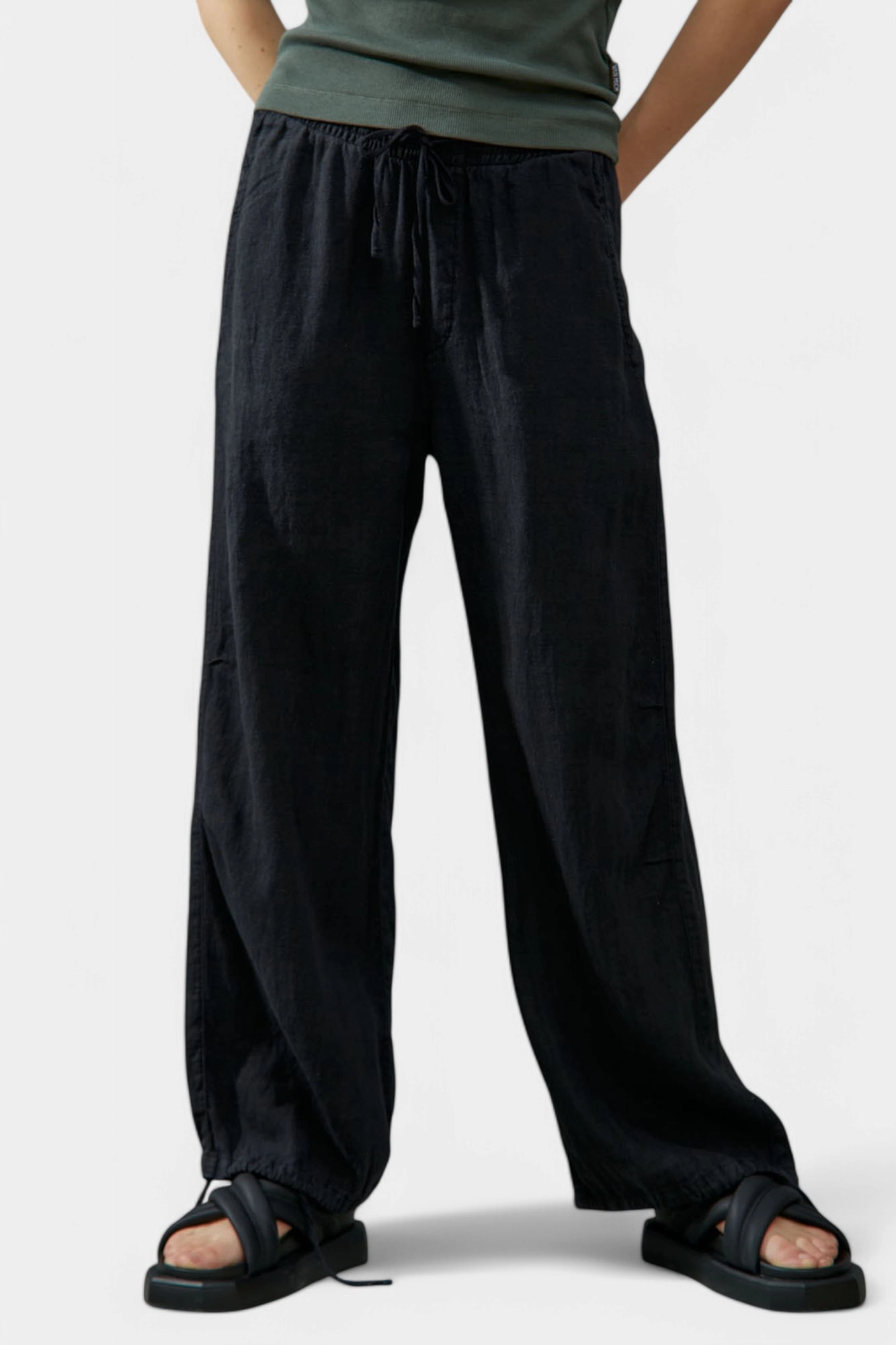 VW-OMA-55-017 брюки льняные van mich