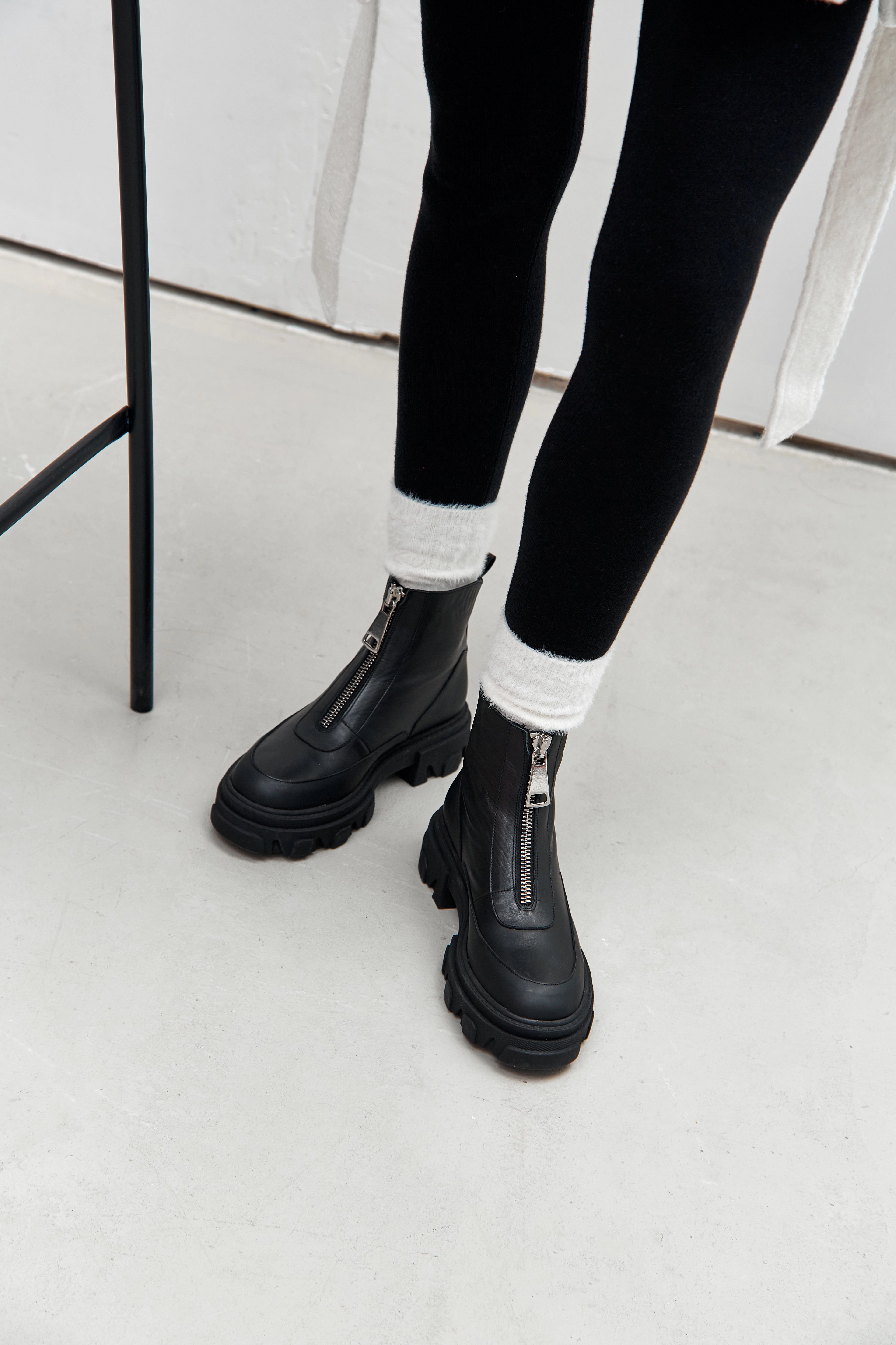 16-69B11 Ботинки Marc Cony Черный