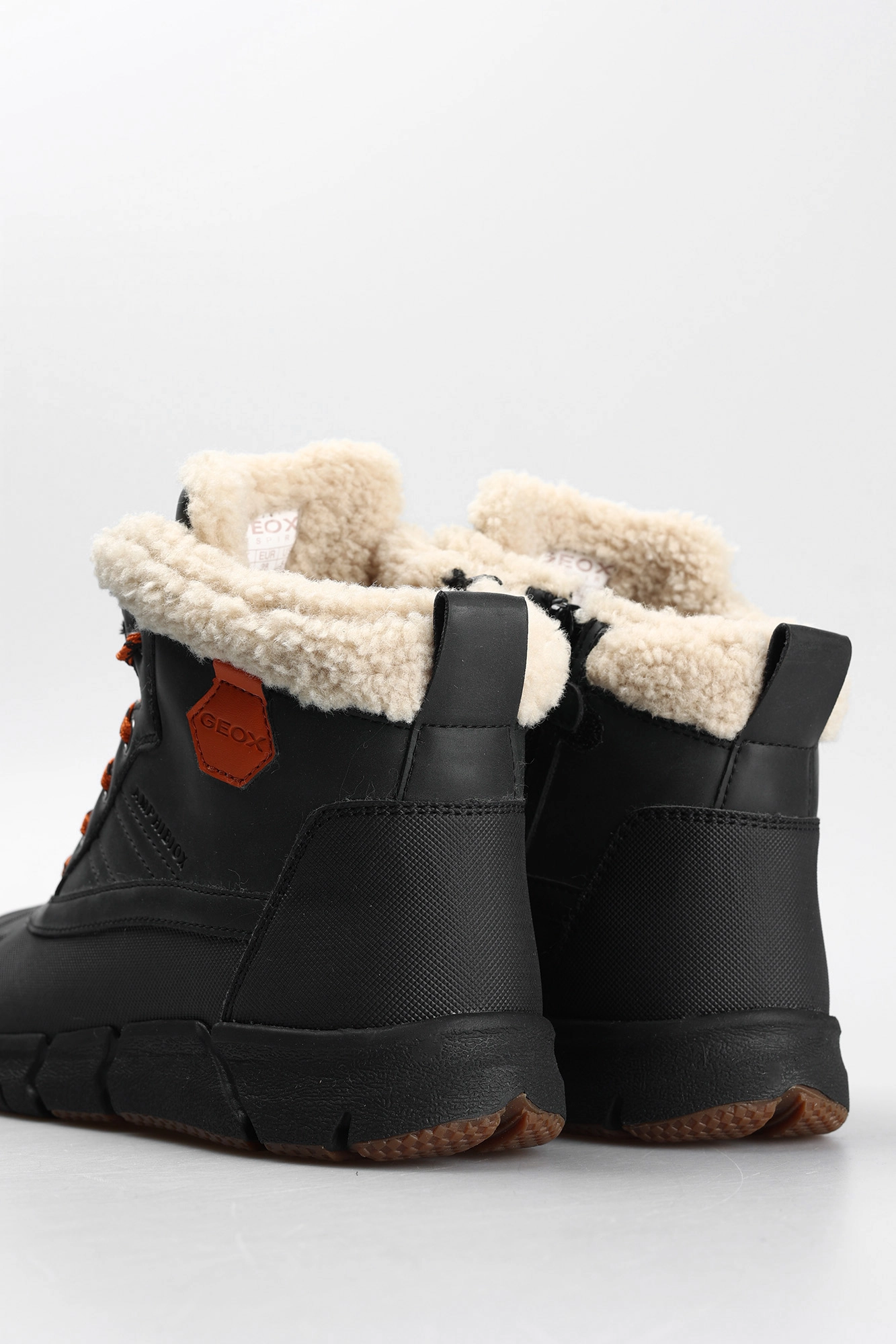 J269XE0ME50 Ботинки Geox Черный