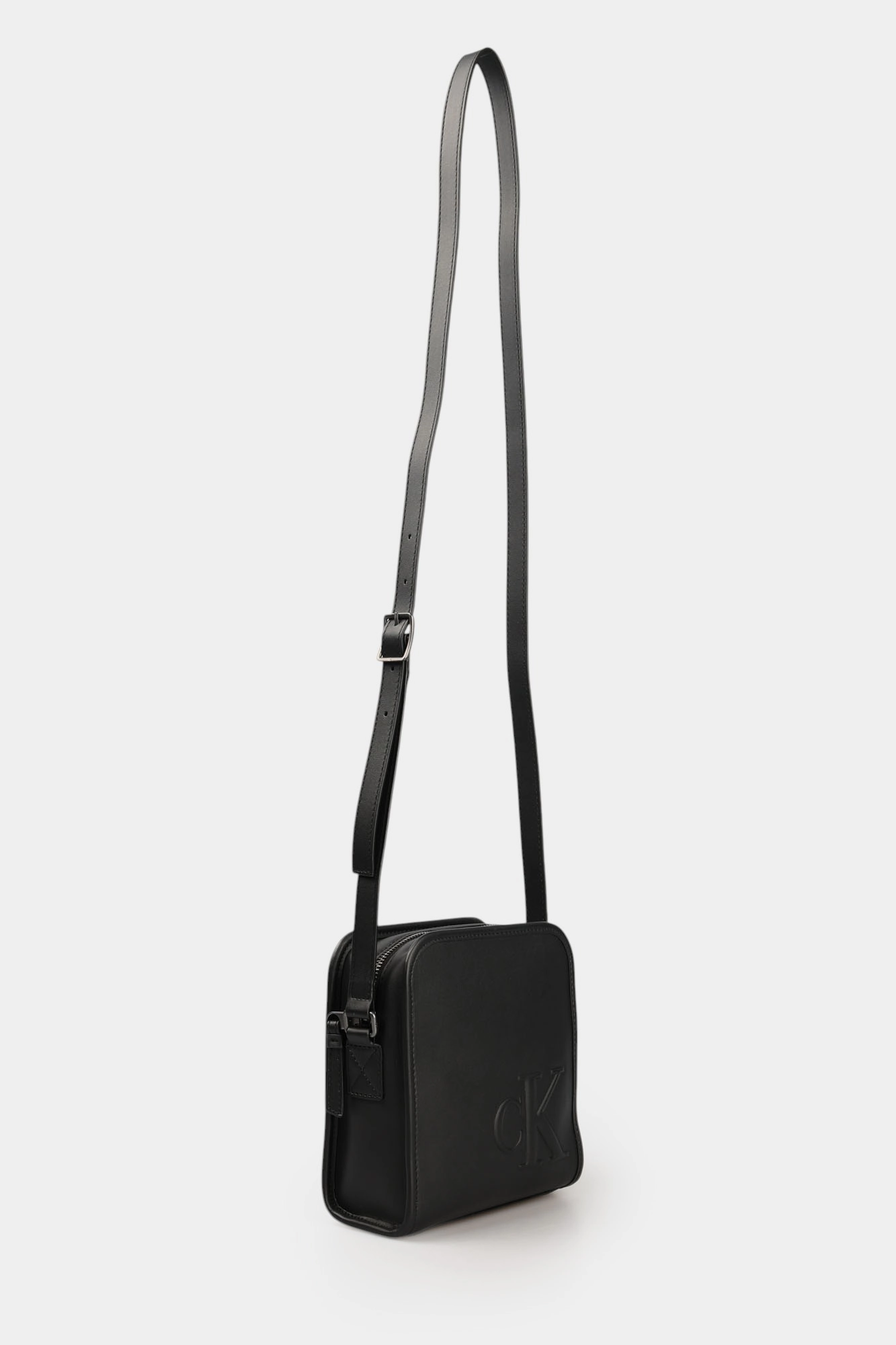 LV04G3157G Сумка Calvin Klein Jeans Черный