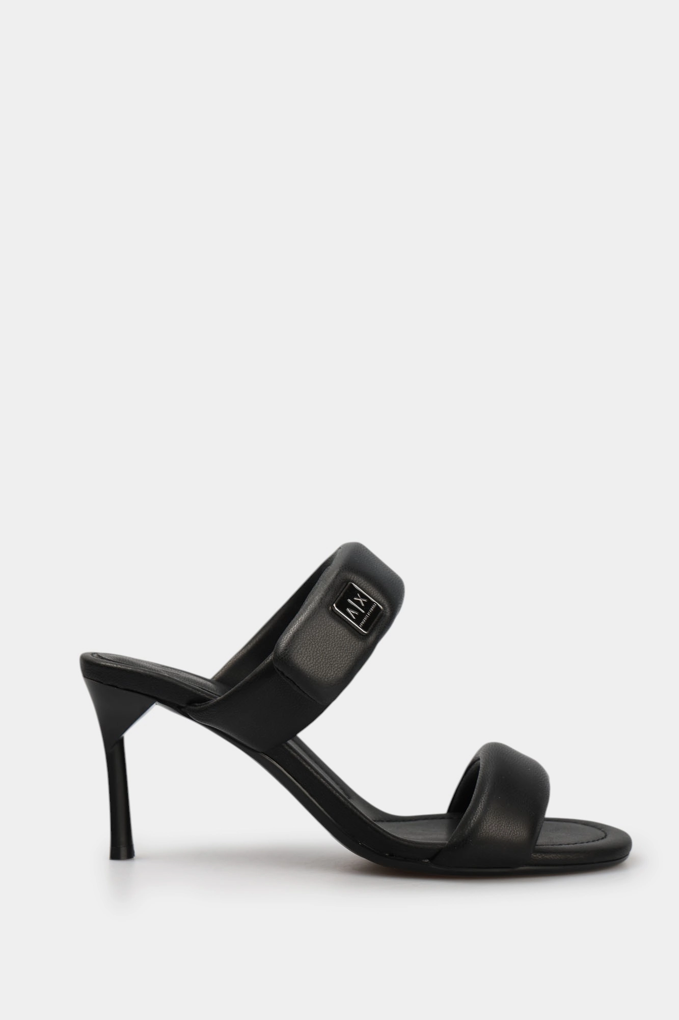 XDP060_XV926_2 Мюли Armani Exchange Черный