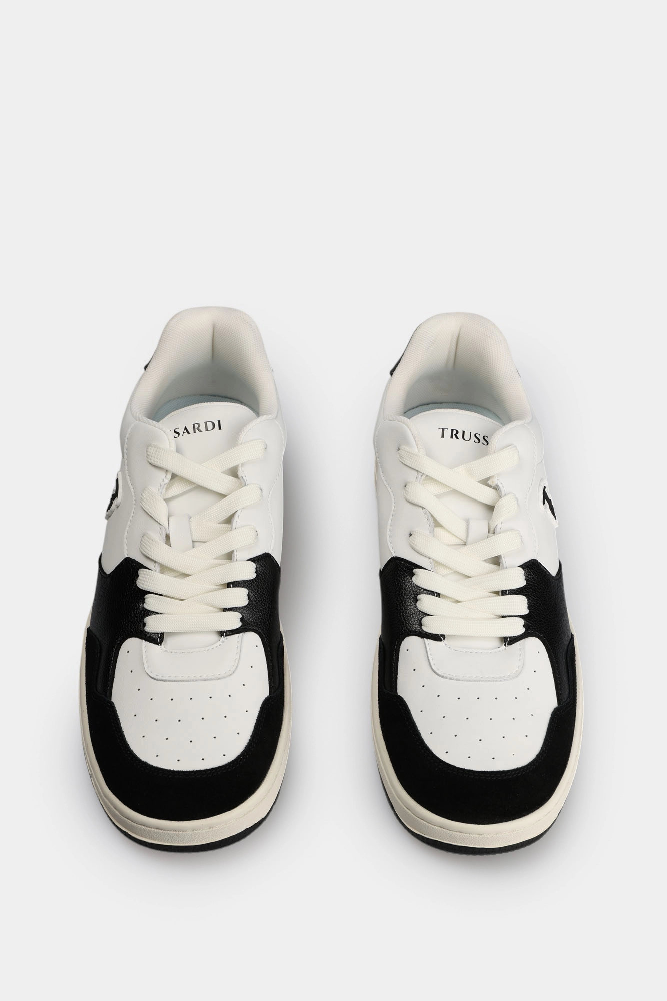 N032S000935N-MNS02L72-22SA Кеды Trussardi Белый