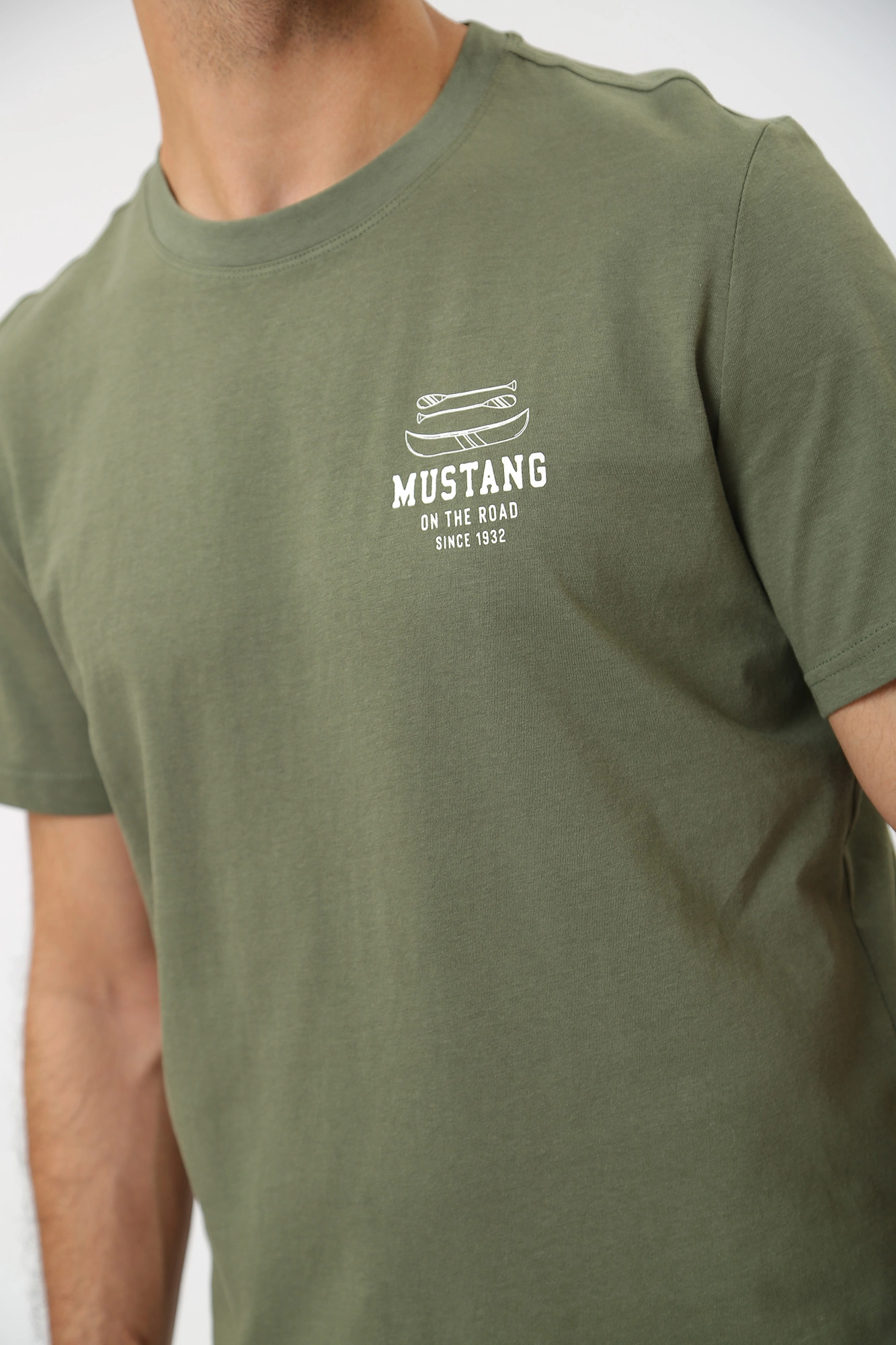 1014102 Футболка Mustang Зеленый