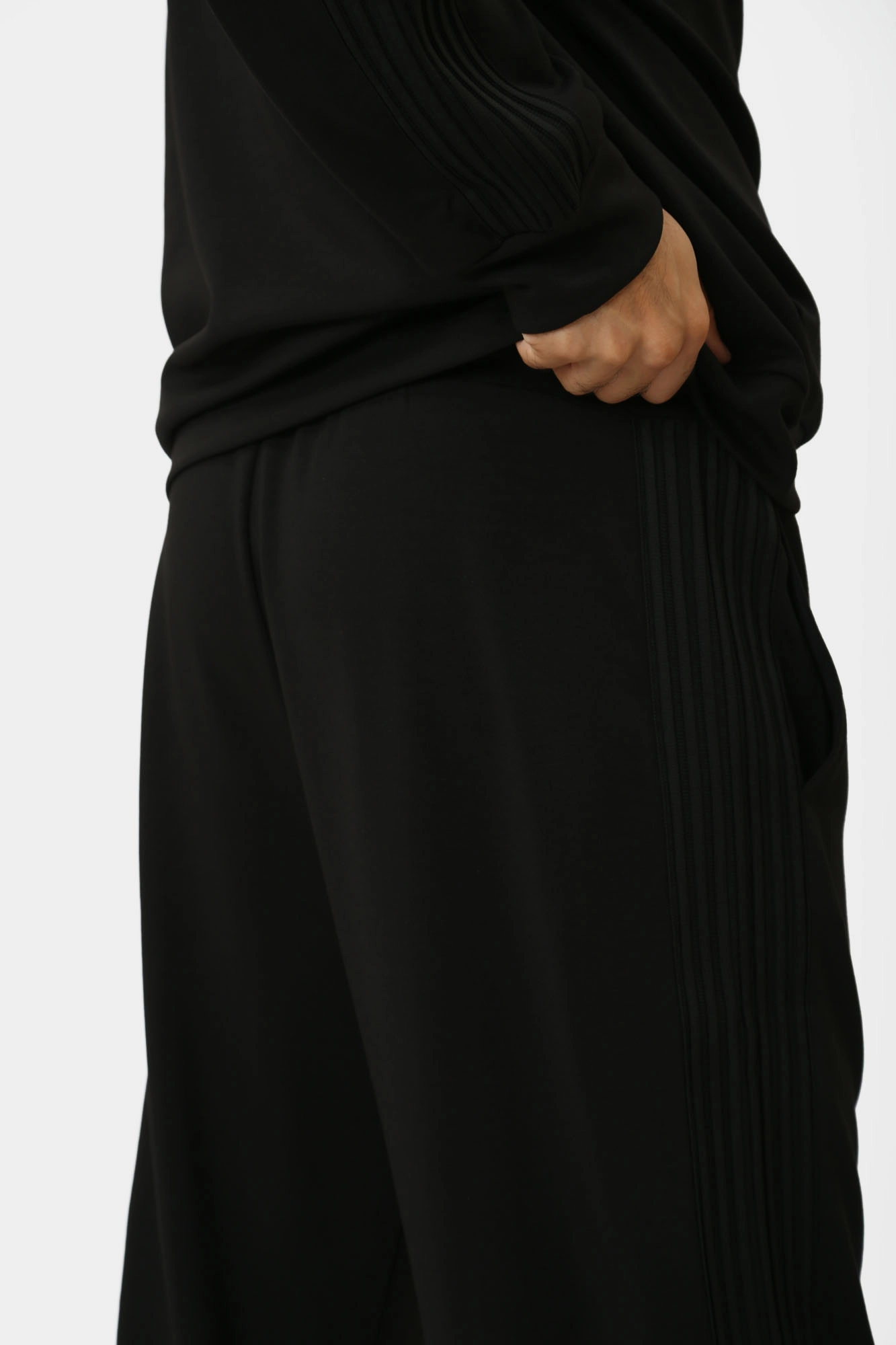 6DUP02_PJZKZ_1200 Брюки спортивные EA7 Черный